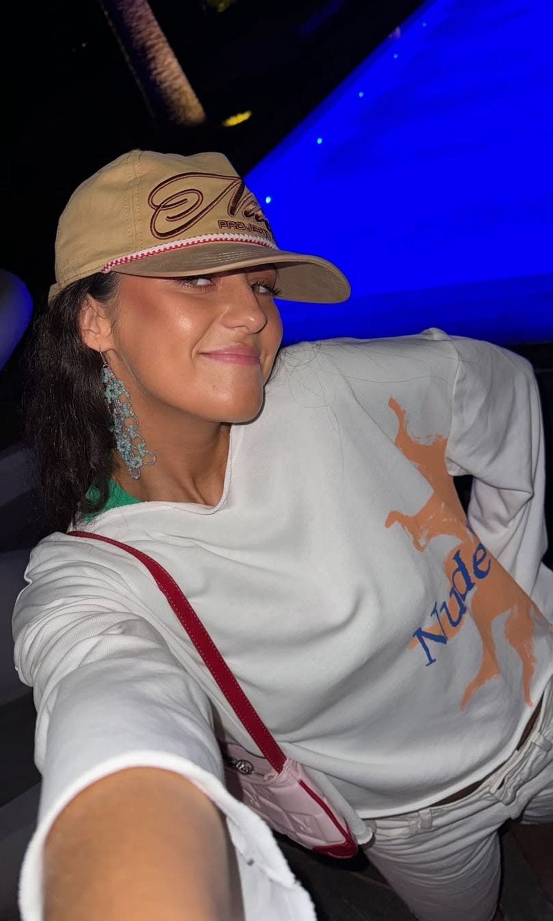Victoria de Marichalar con sudadera de Nude Project