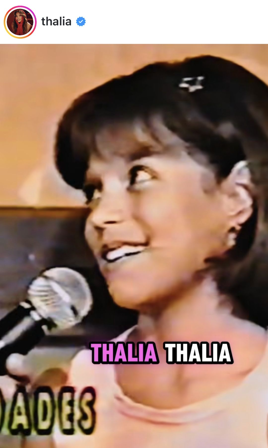 Karol G de niña, compartiendo que Thalía era su gran ídola