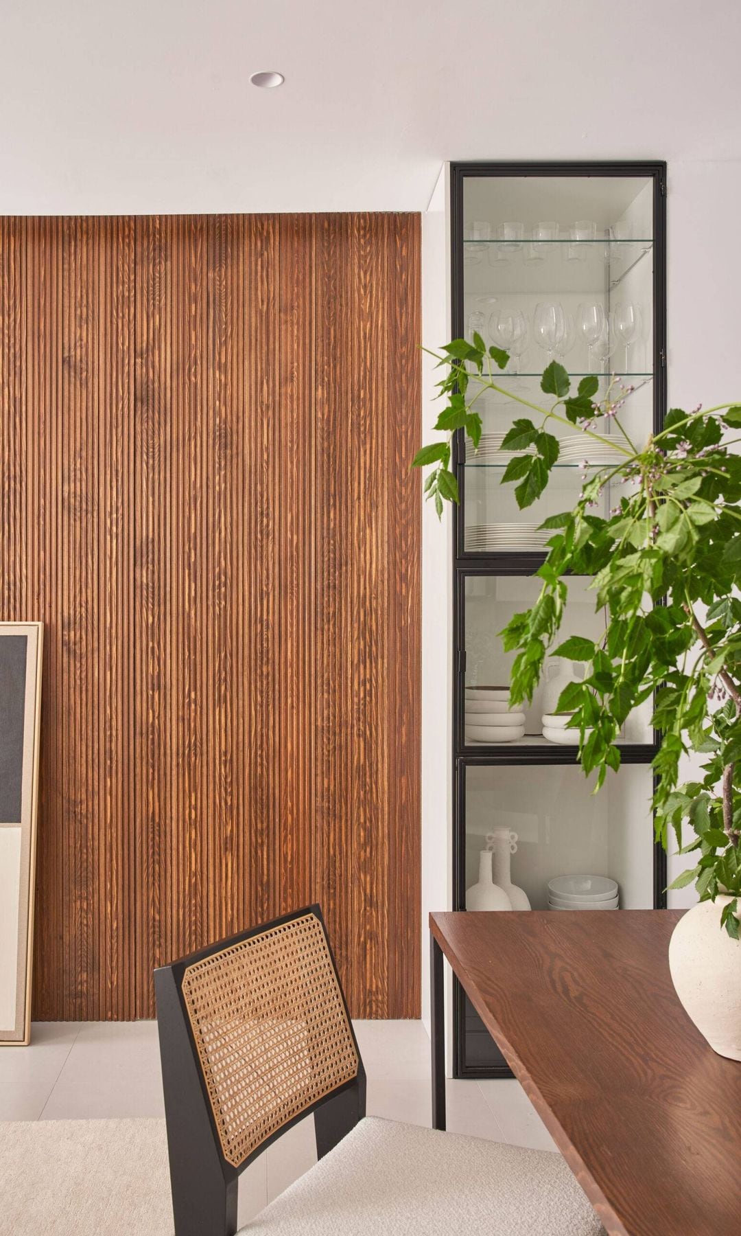 Vitrina a medida en el comedor