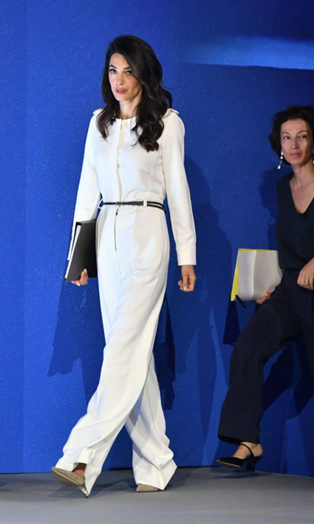 amal clooney blanco
