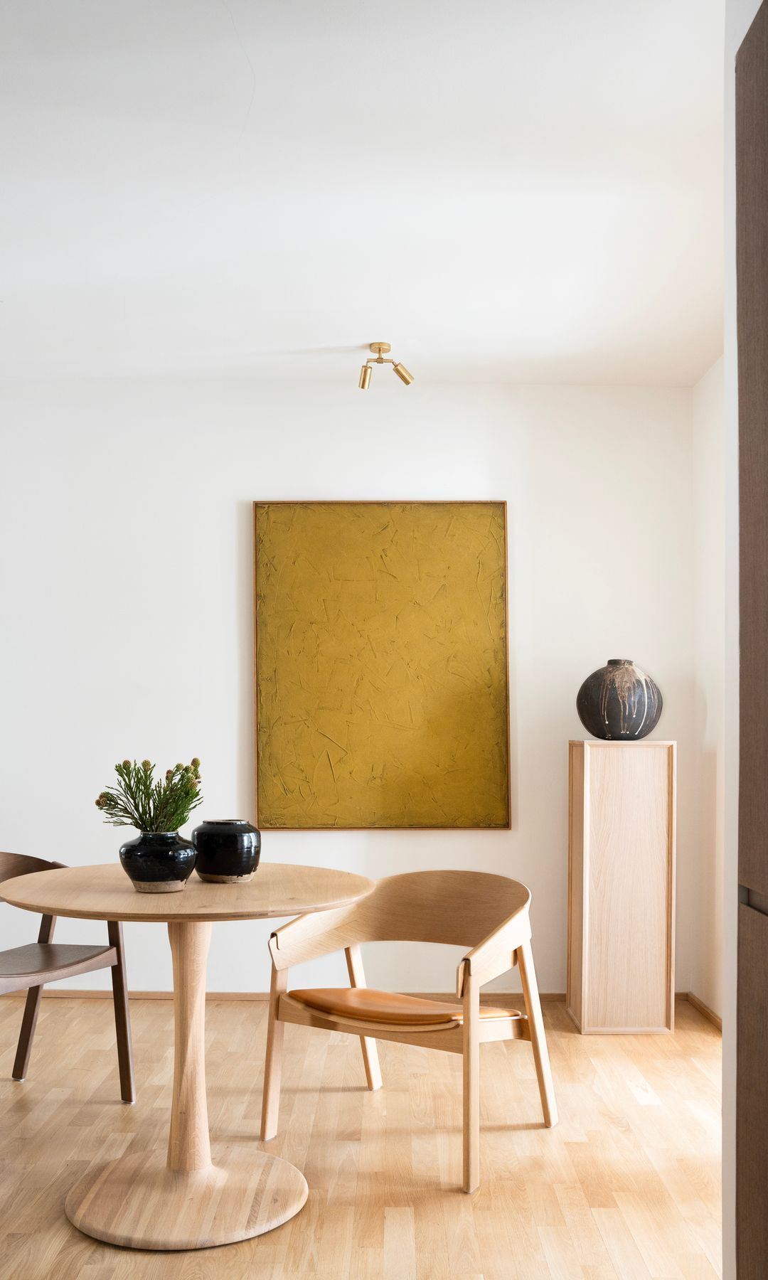 Obra de arte en el comedor. Proyecto de De la Villa Studio