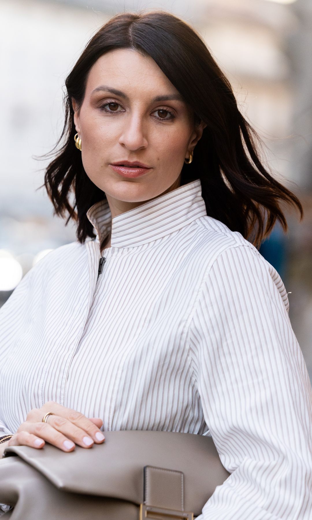  Mujer con cabello ondulado