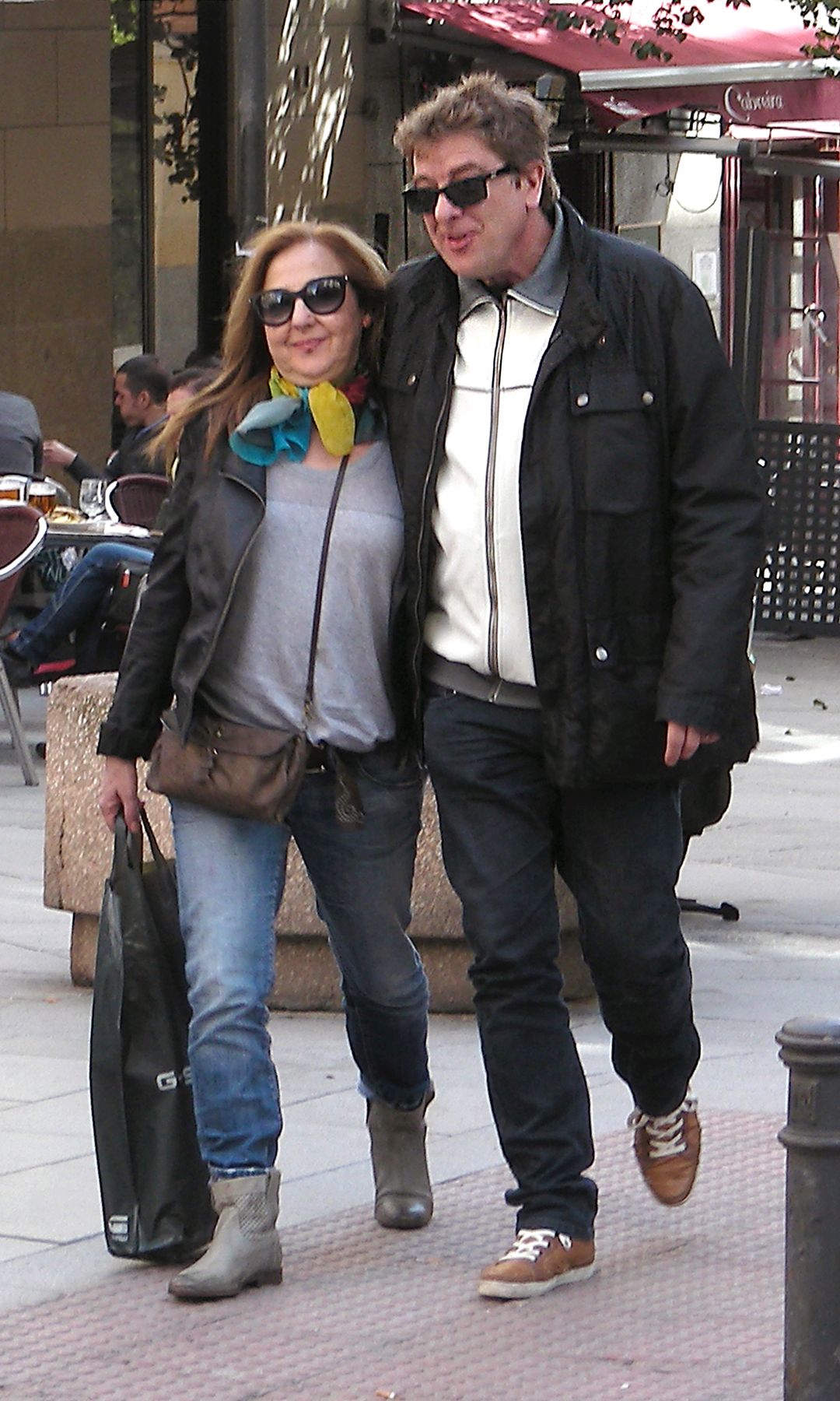 Carmen Machi y Vicente por las calles de Madrid en 2014