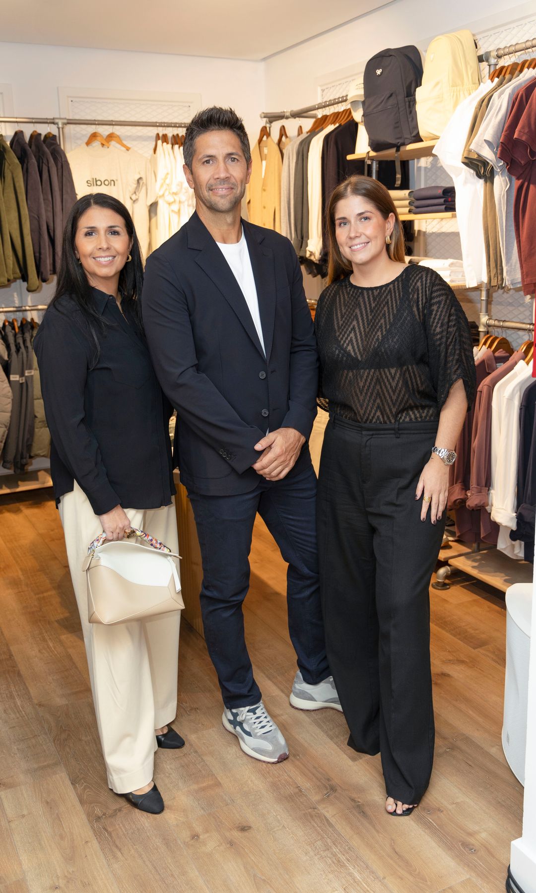 Fernando Verdasco con sus hermanas