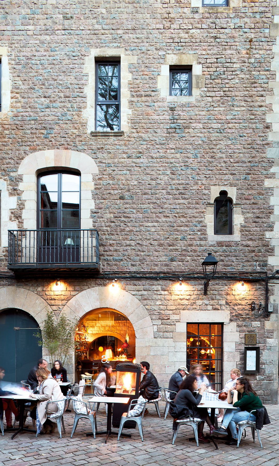 Terrazas en el barrio gótico de Barcelona