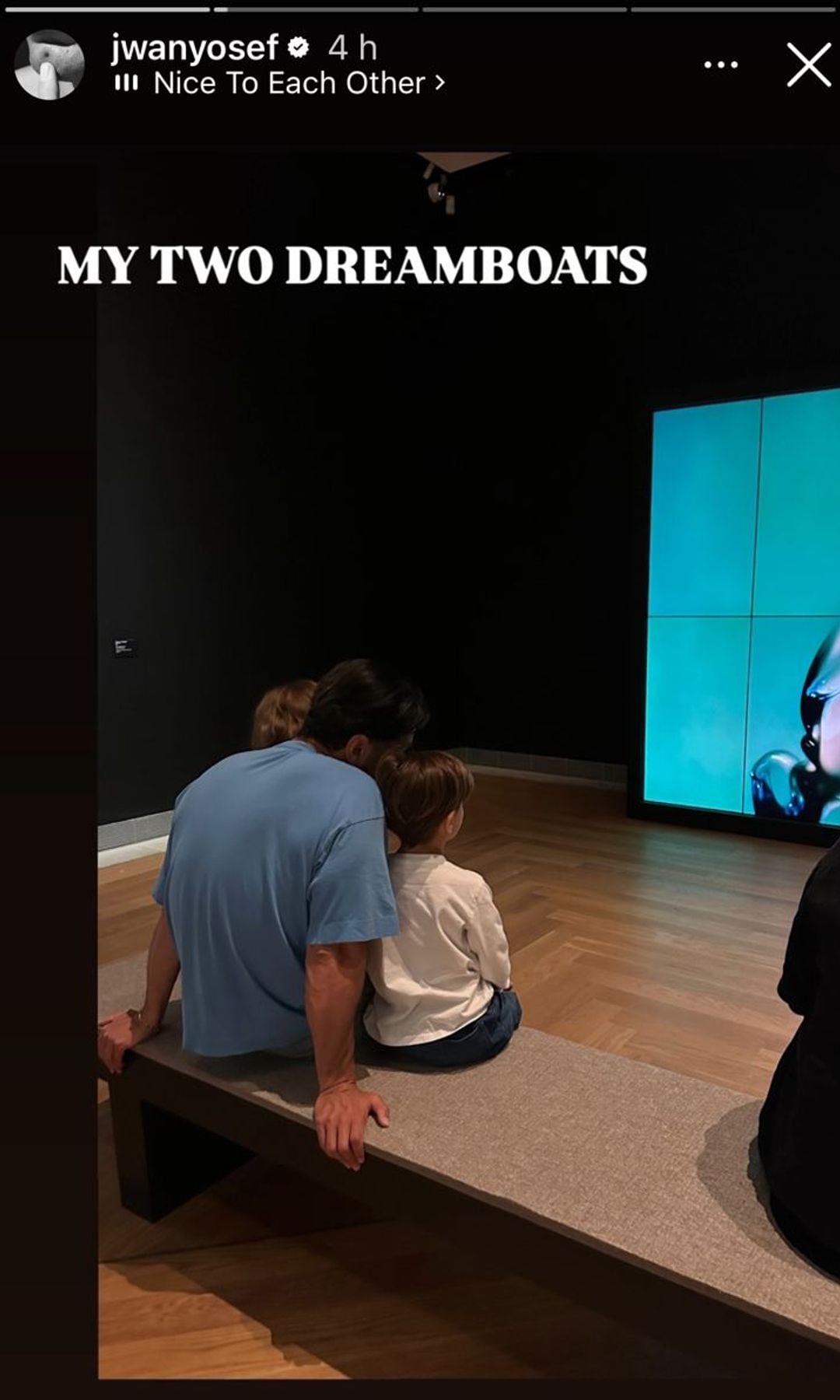 Jwan Yosef ha compartido su amor por el arte con sus pequeños