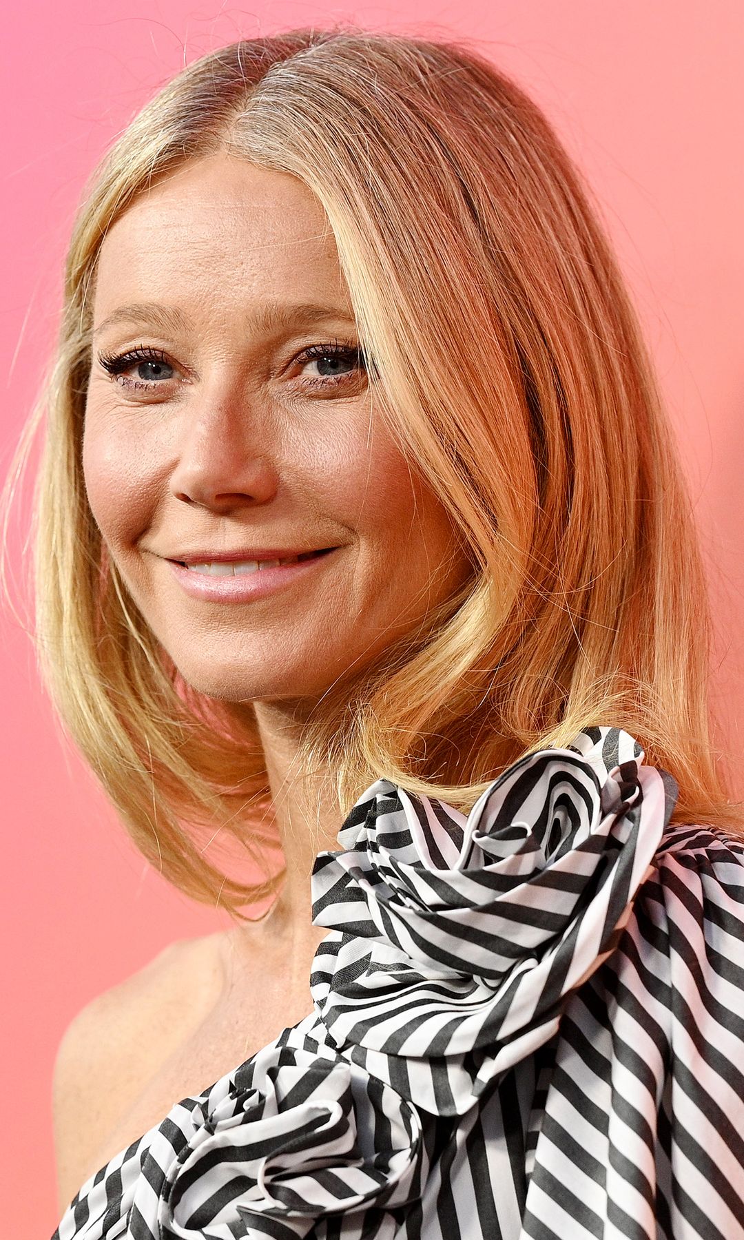 Gwyneth Paltrow sonriendo