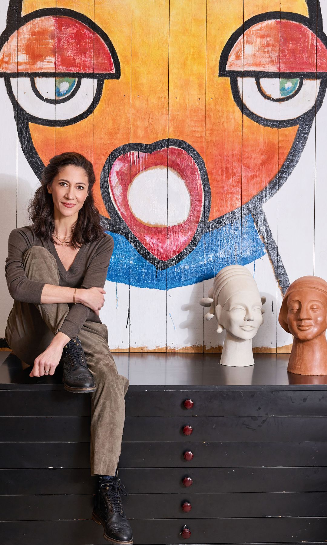 En la casa de Claudia Stilianopoulos, los detalles de la decoración reflejan un estilo moderno y elegante