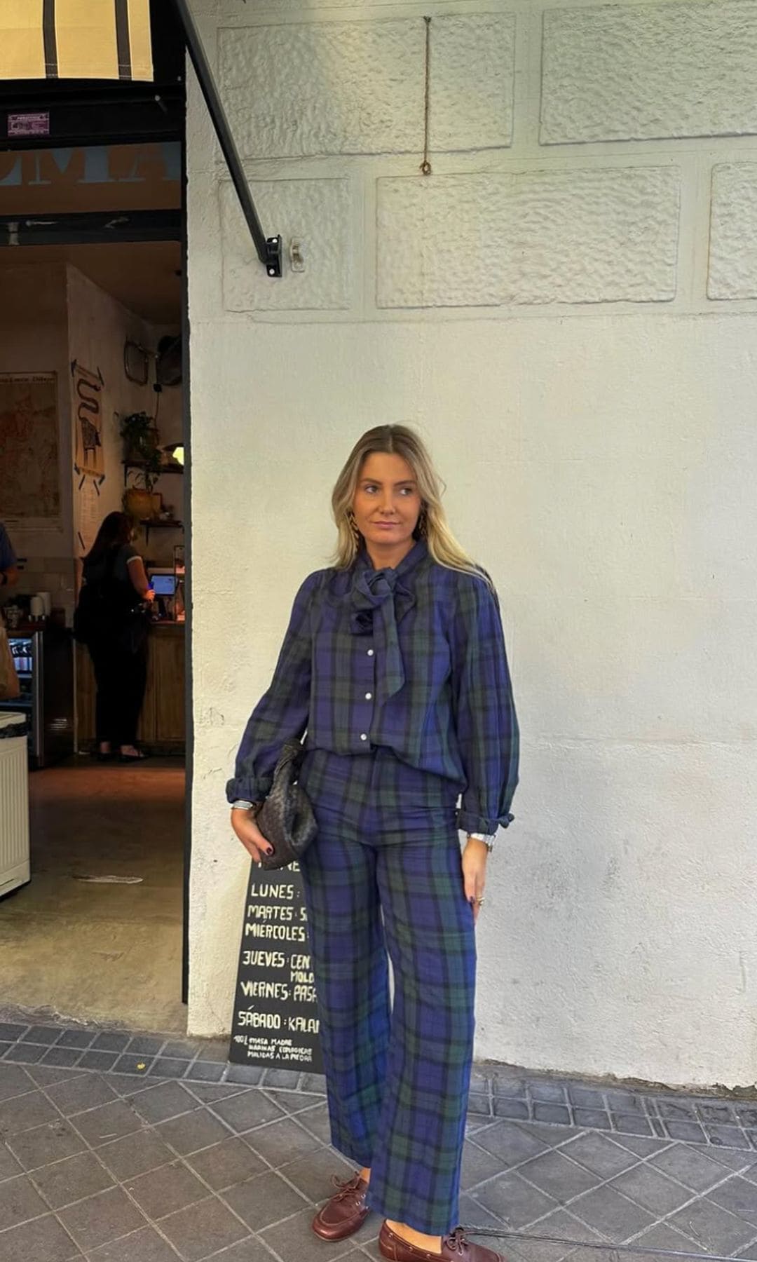 ¡HOLA! FASHION Esta es la camisa favorita de las andaluzas