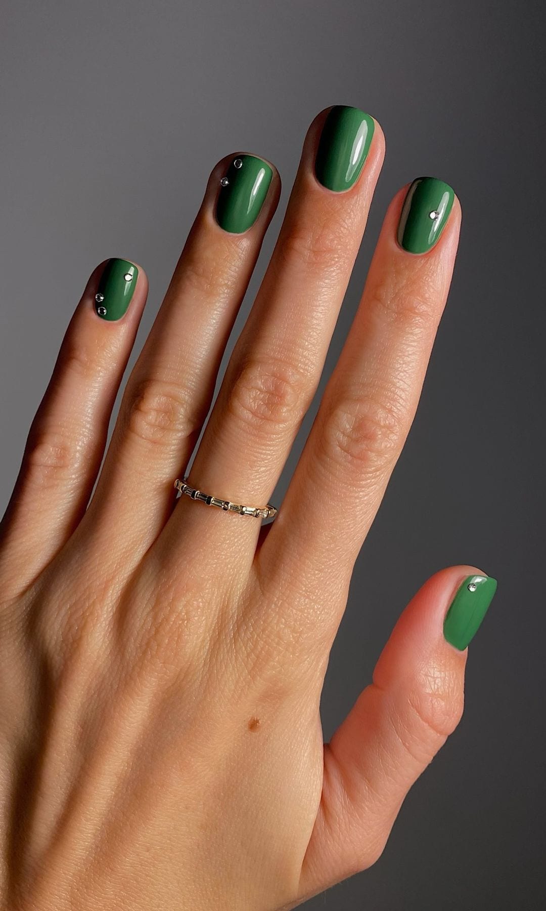 Manicura verde