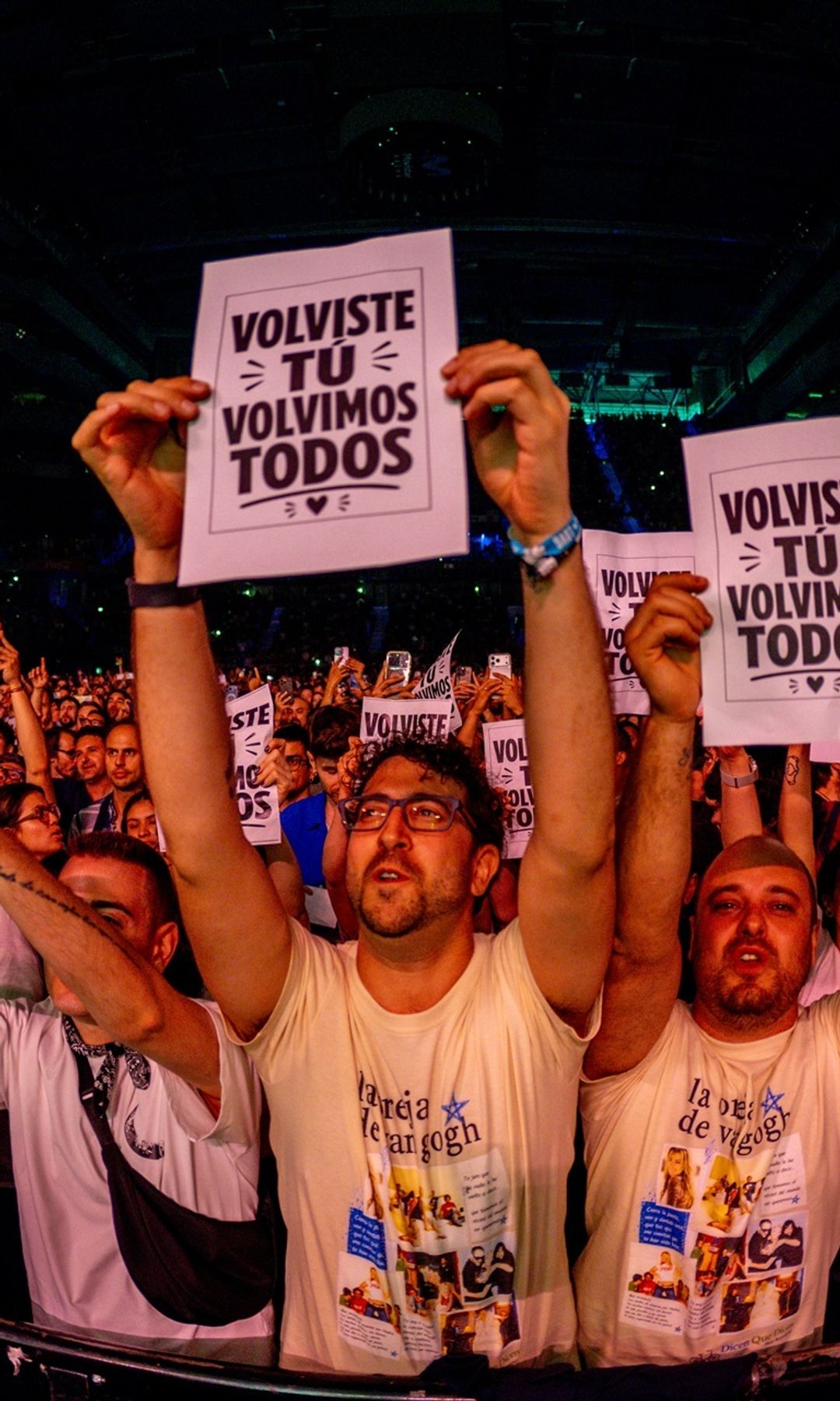 Sus fans en Madrid celebrando su regreso