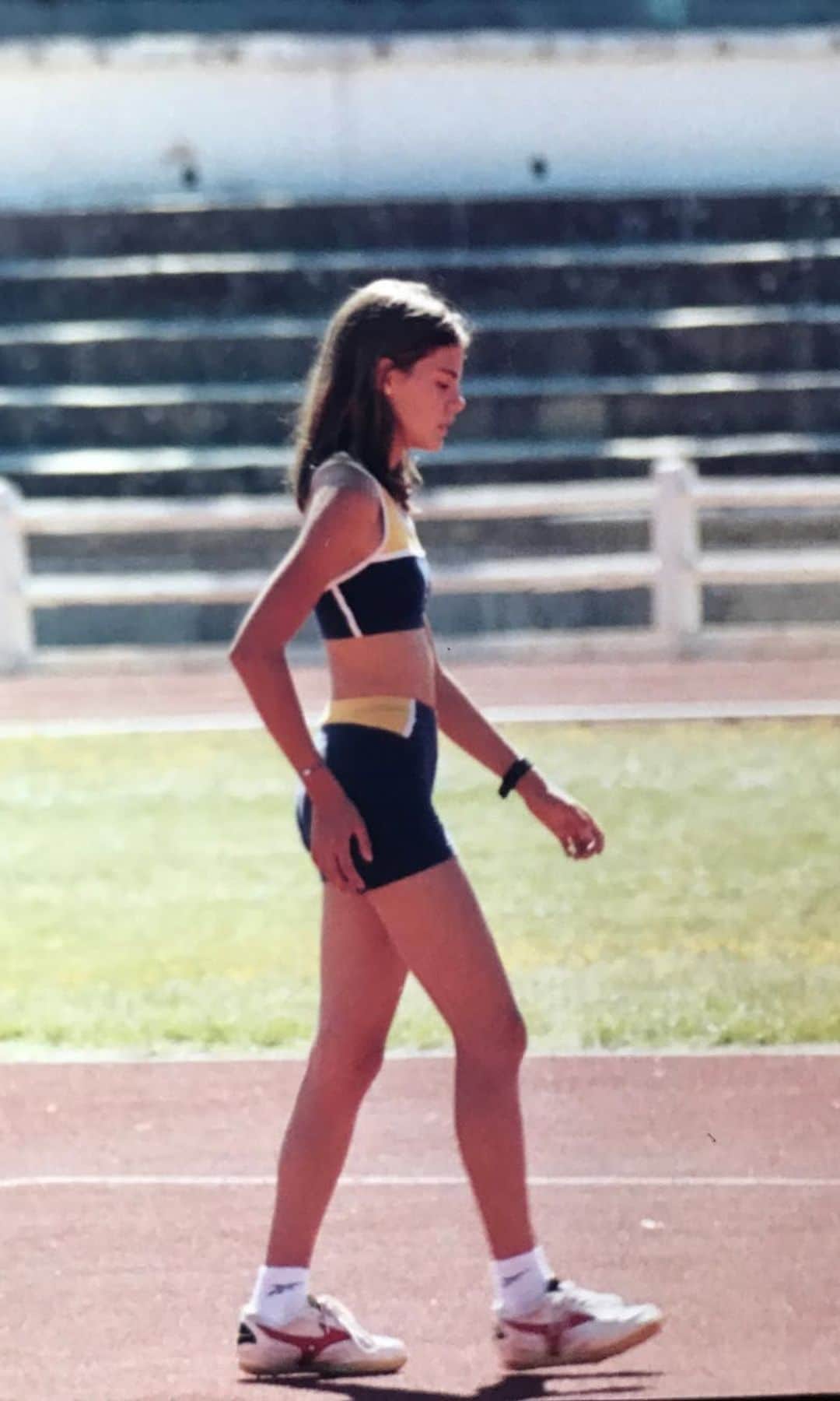 Amaia Salamanca de pequeña practicando atletismo