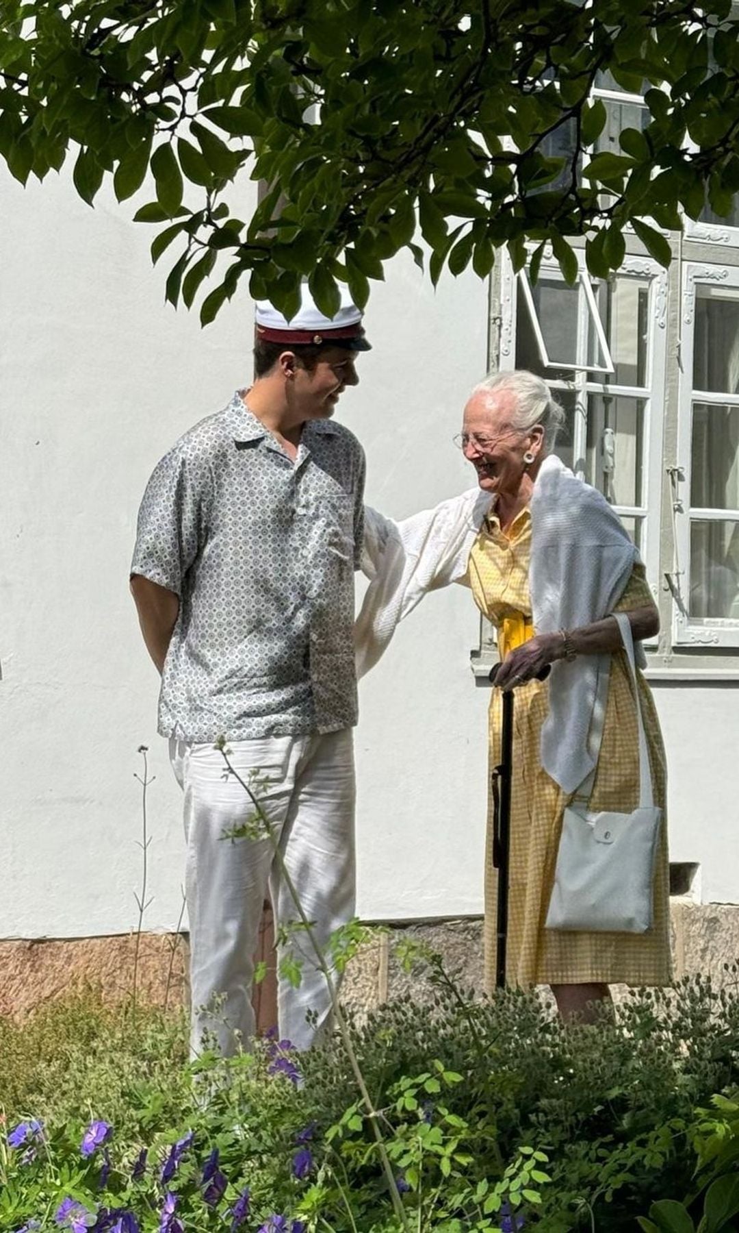 Christian de Dinamarca y su abuela, la reina Margarita II