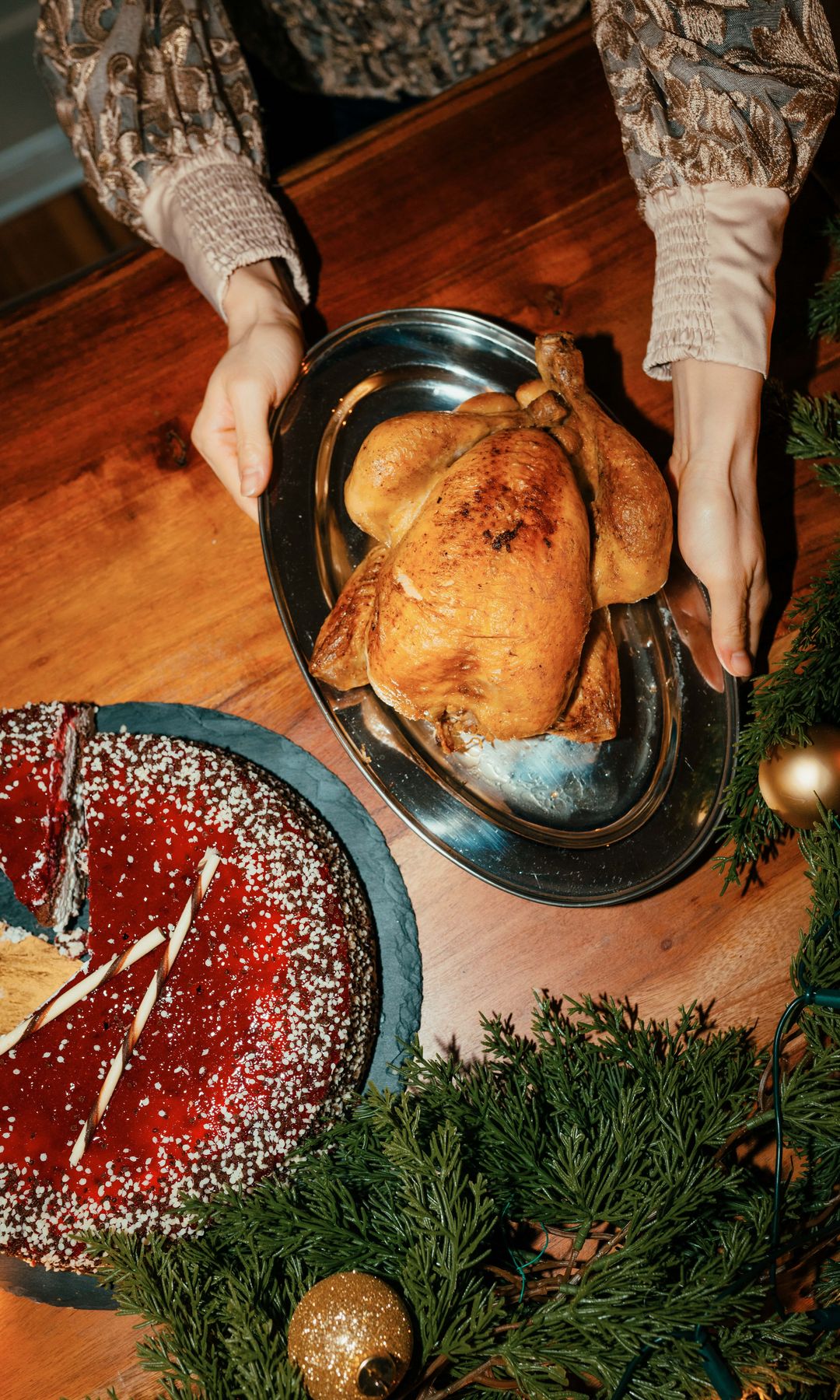 Masticar con lentitud ayuda a digerir mejor la comida.