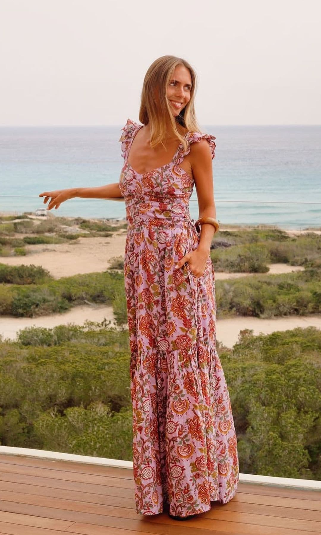 La maleta de Lucía Bárcena para viajar a Ibiza: de faldas patchwork a capazos de mimbre