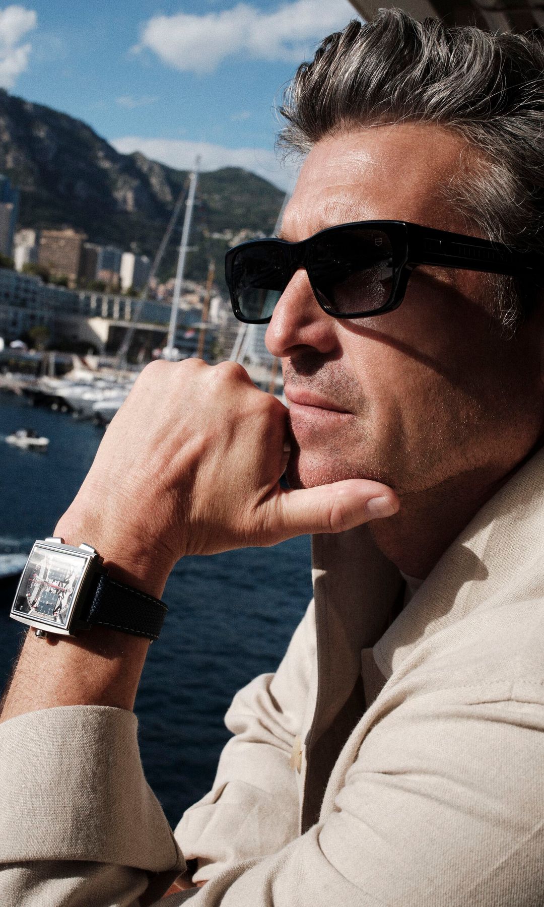 Patrick Dempsey posa con gafas y reloj de TAG Heuer