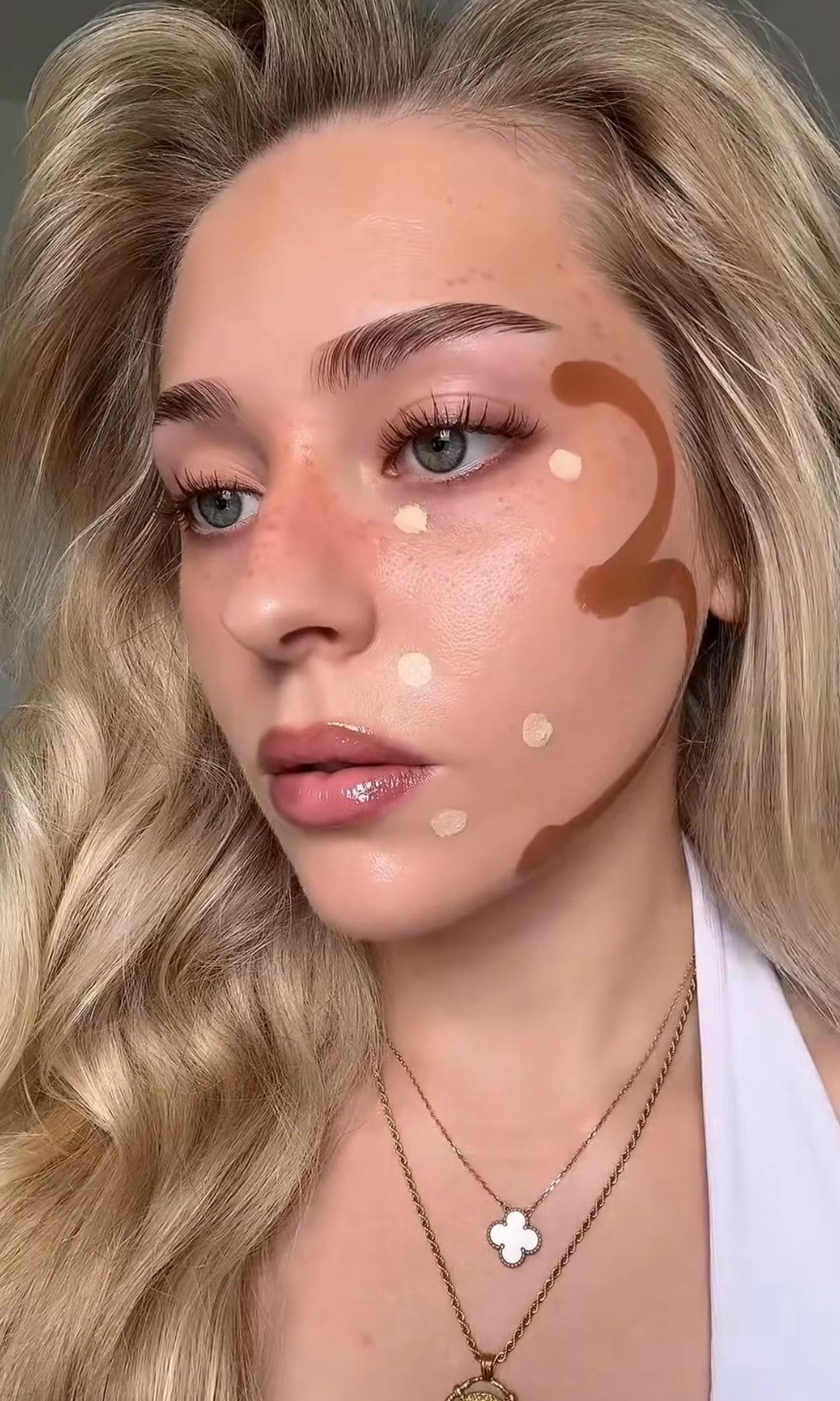 Mujer corrector