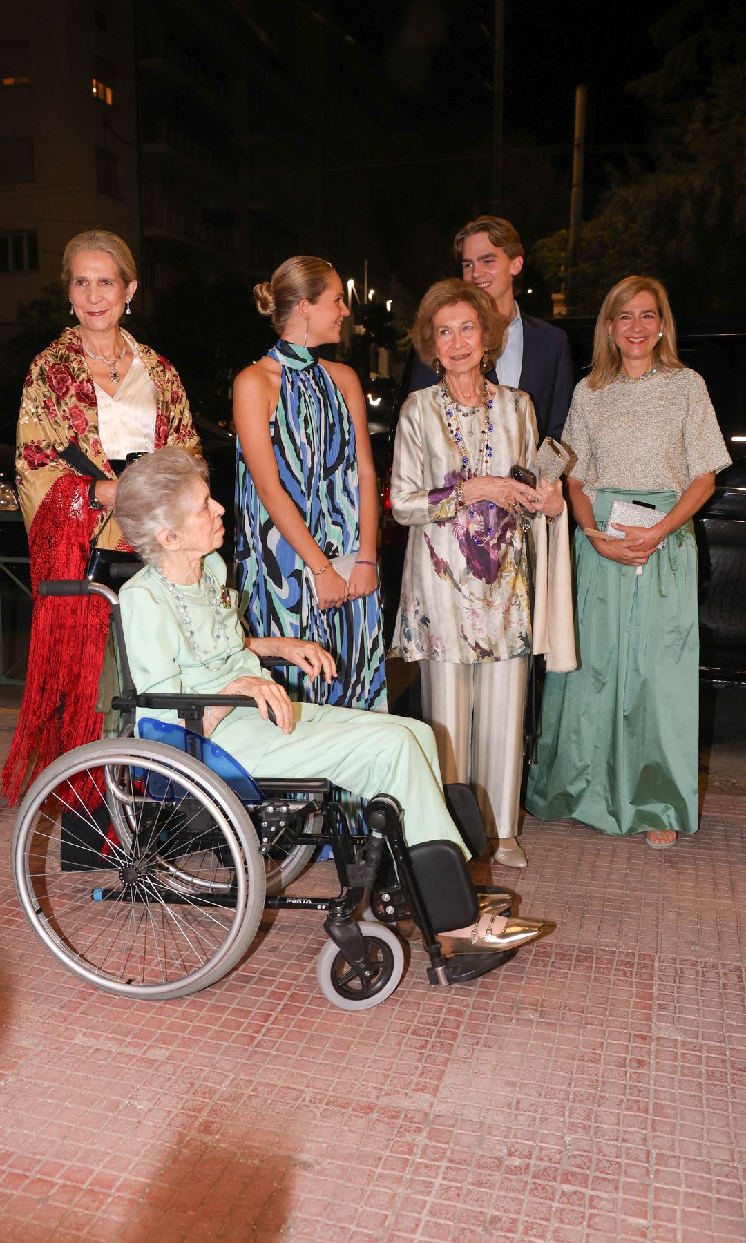 La Infanta Elena, Irene Urdangarin, Miguel Urdangarin, Doña Sofía, Irene de Grecia y la Infanta Cristina en la Preboda Teodora de Grecia y Matthew Kumar