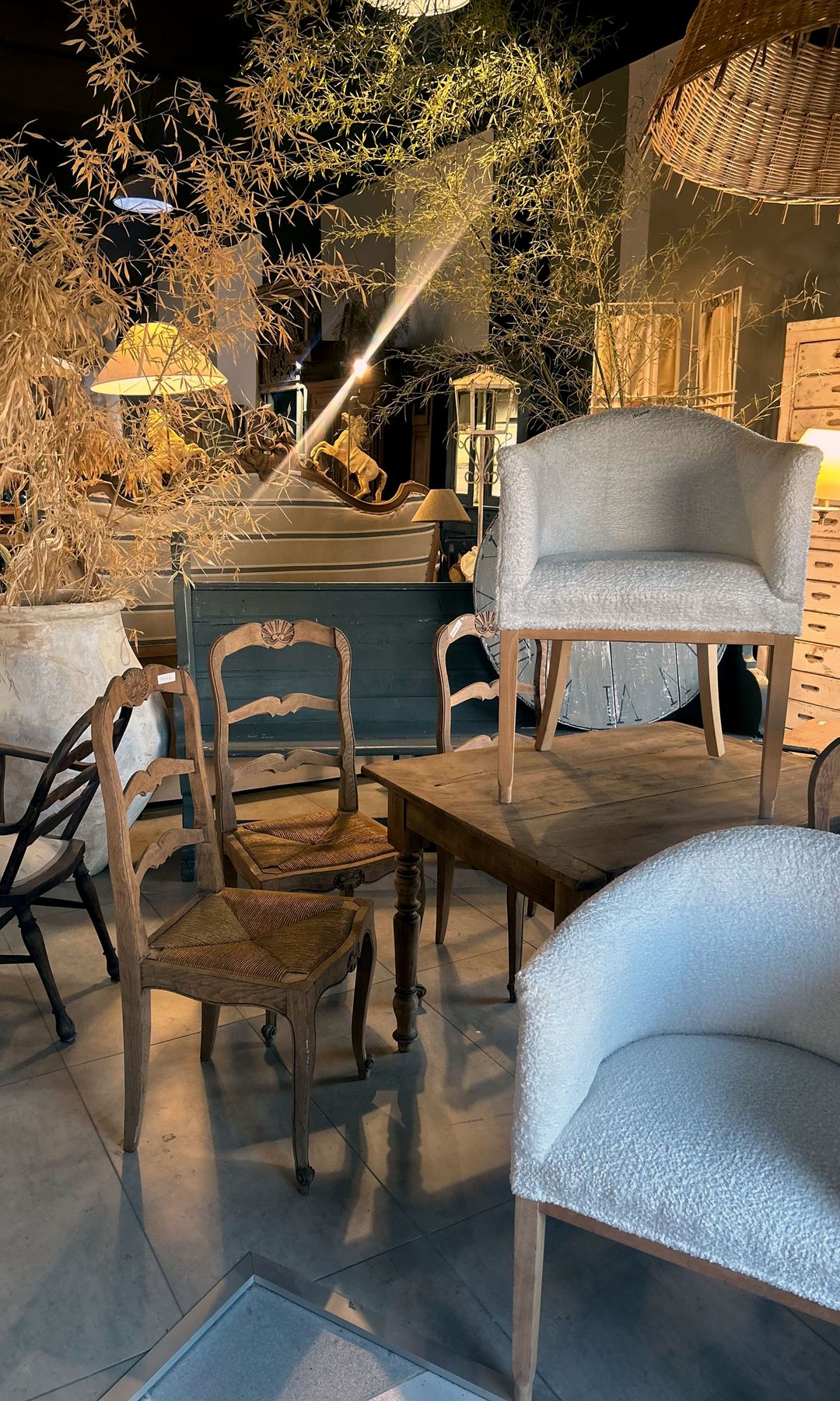 Dnuevo.art (Ctra. de Ocaña, 9 Noblejas. Toledo).