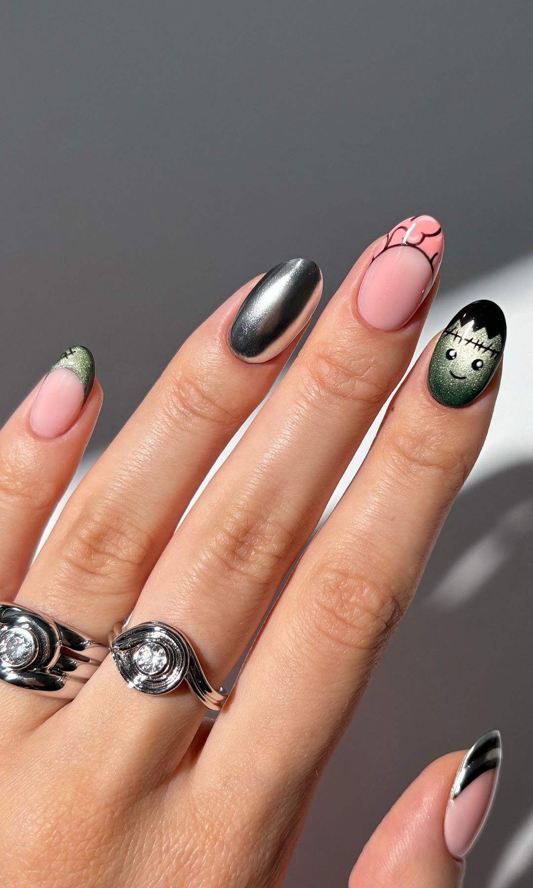 Manicura de Frankenstein