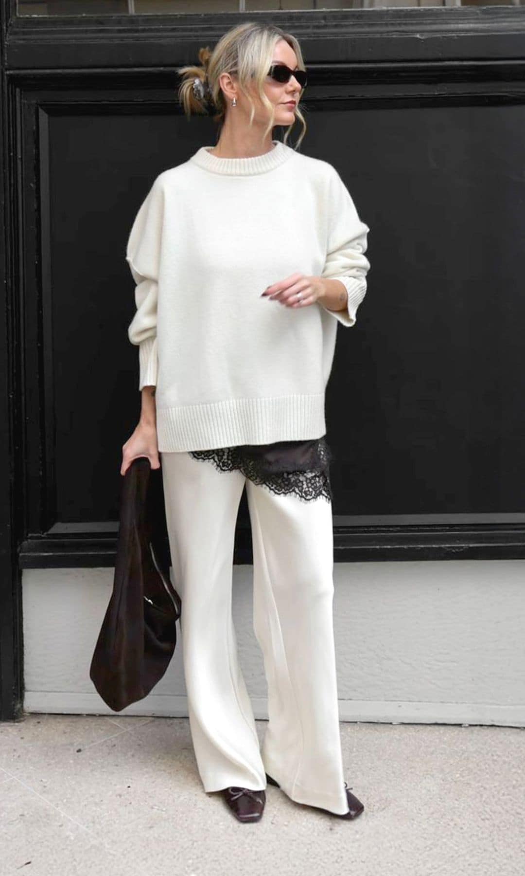 Ese jersey beige que siempre repites parecerá nuevo si aplicas estos 6 trucos fáciles