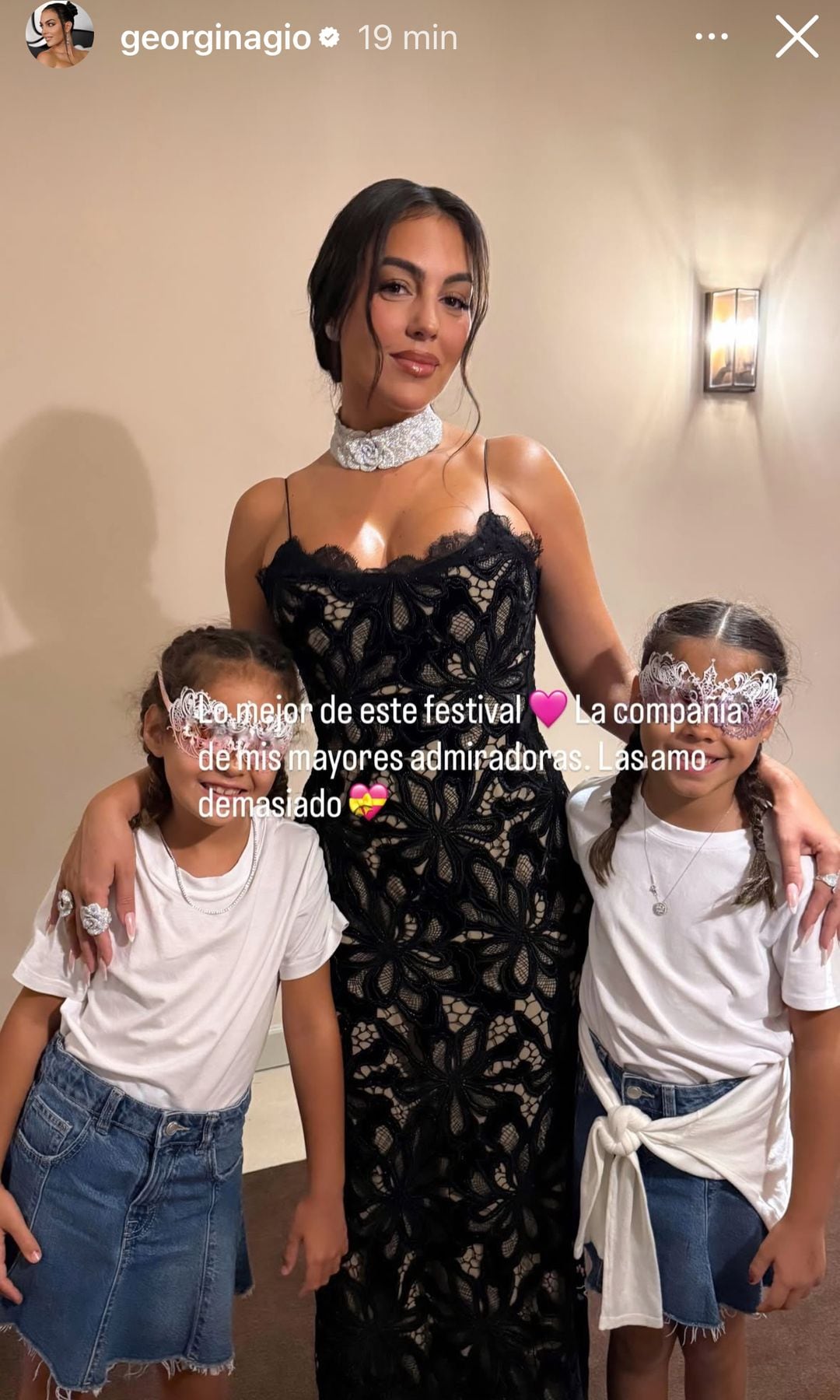 Georgina Rodríguez con sus hijas, Alana Martina y Eva María