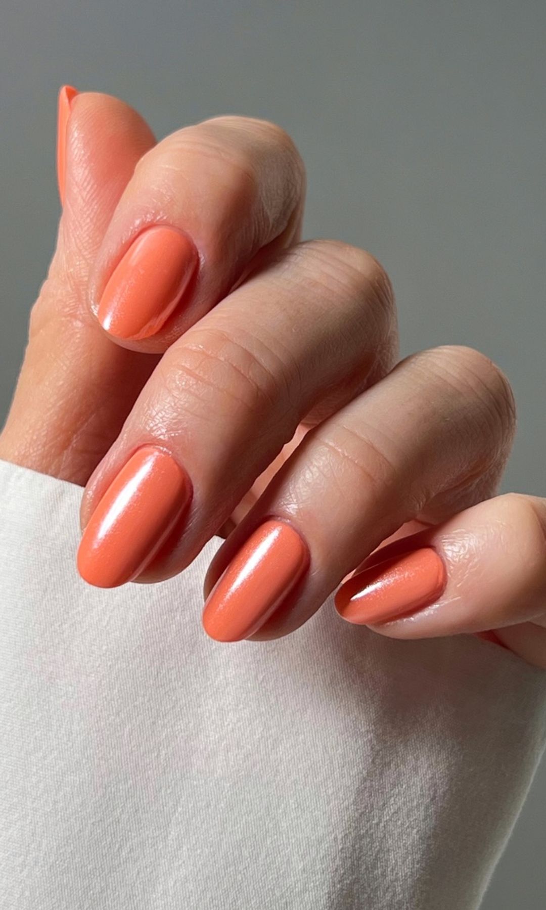 Manicura color melocotón