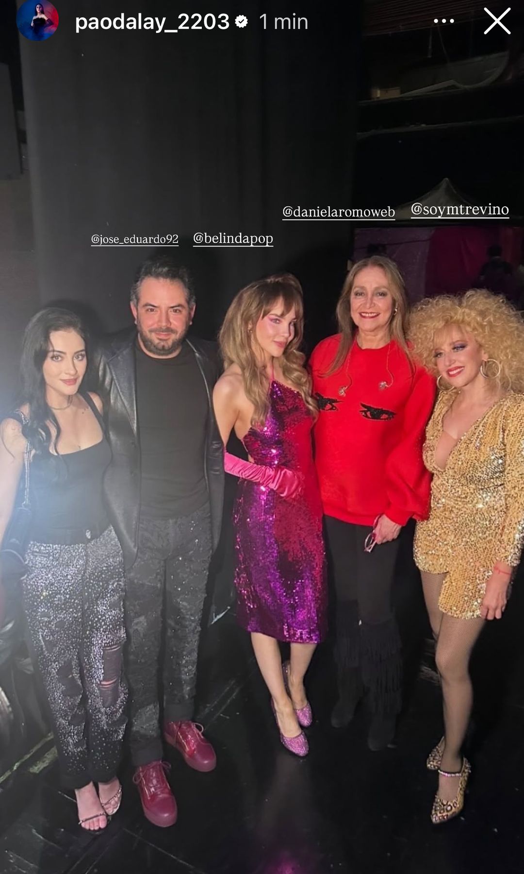 Paola y José Eduardo en su momento fan con las estrellas de la obra musical.