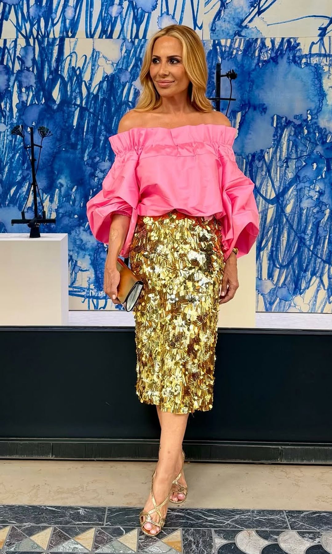 Marta Sánchez en París con look de invitada para la boda de Nieves Álvarez