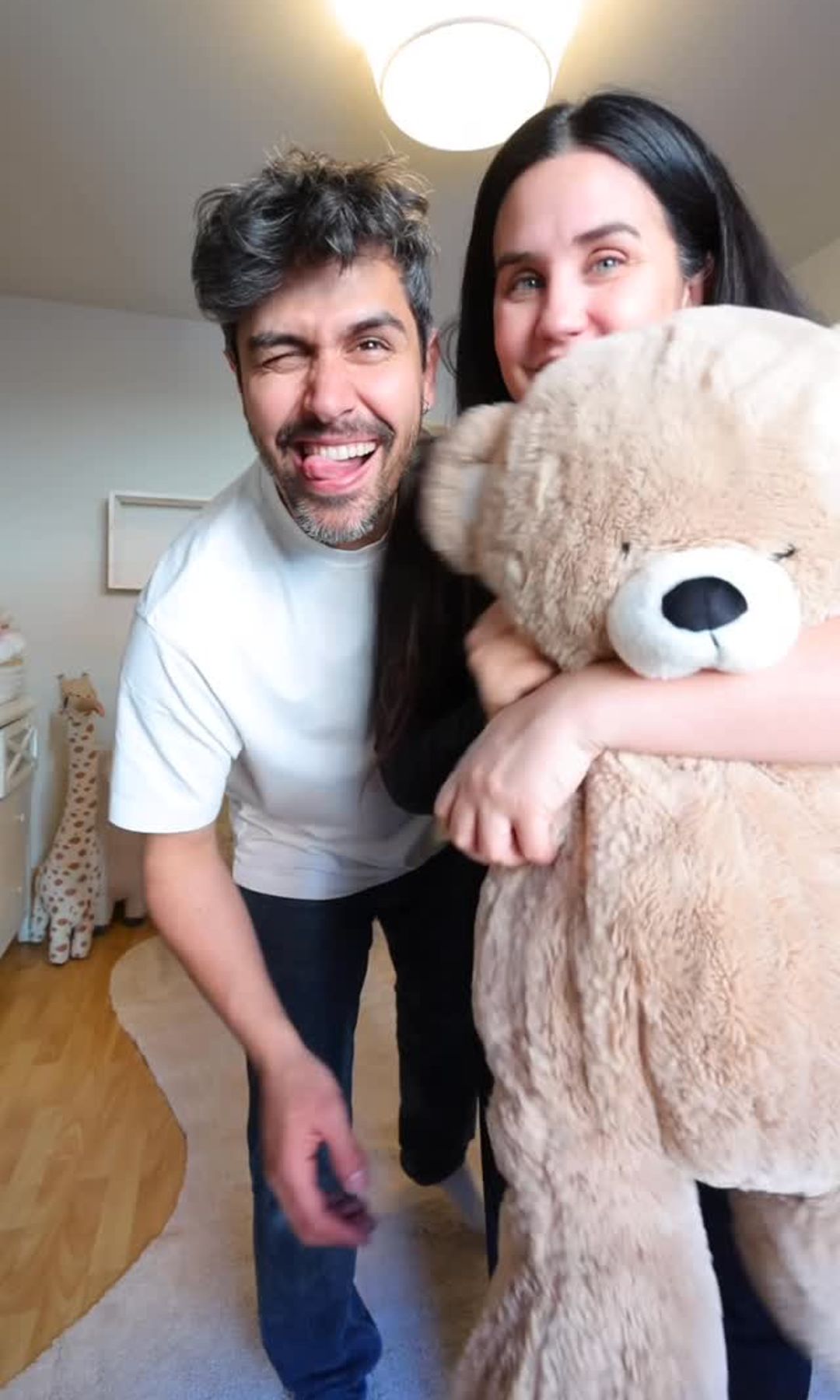 Patry Jordán y su pareja, Carles