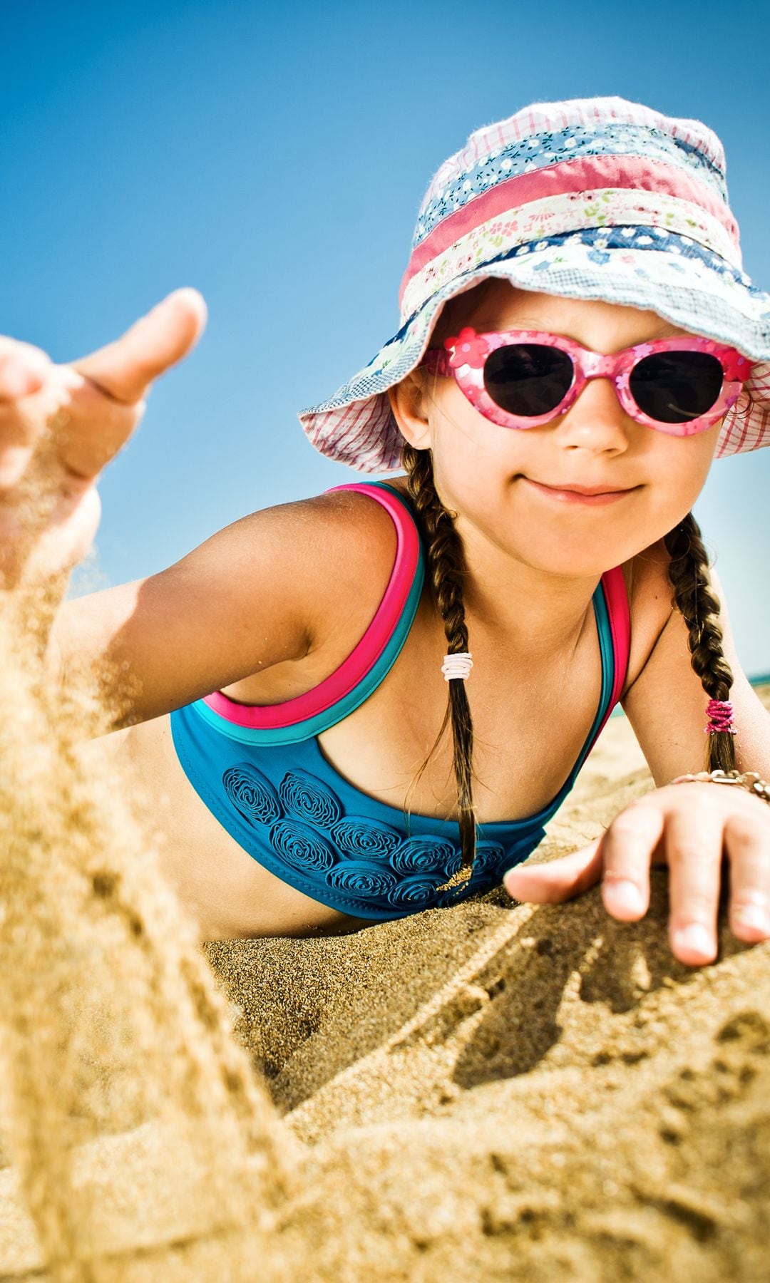 Niña en la playa
