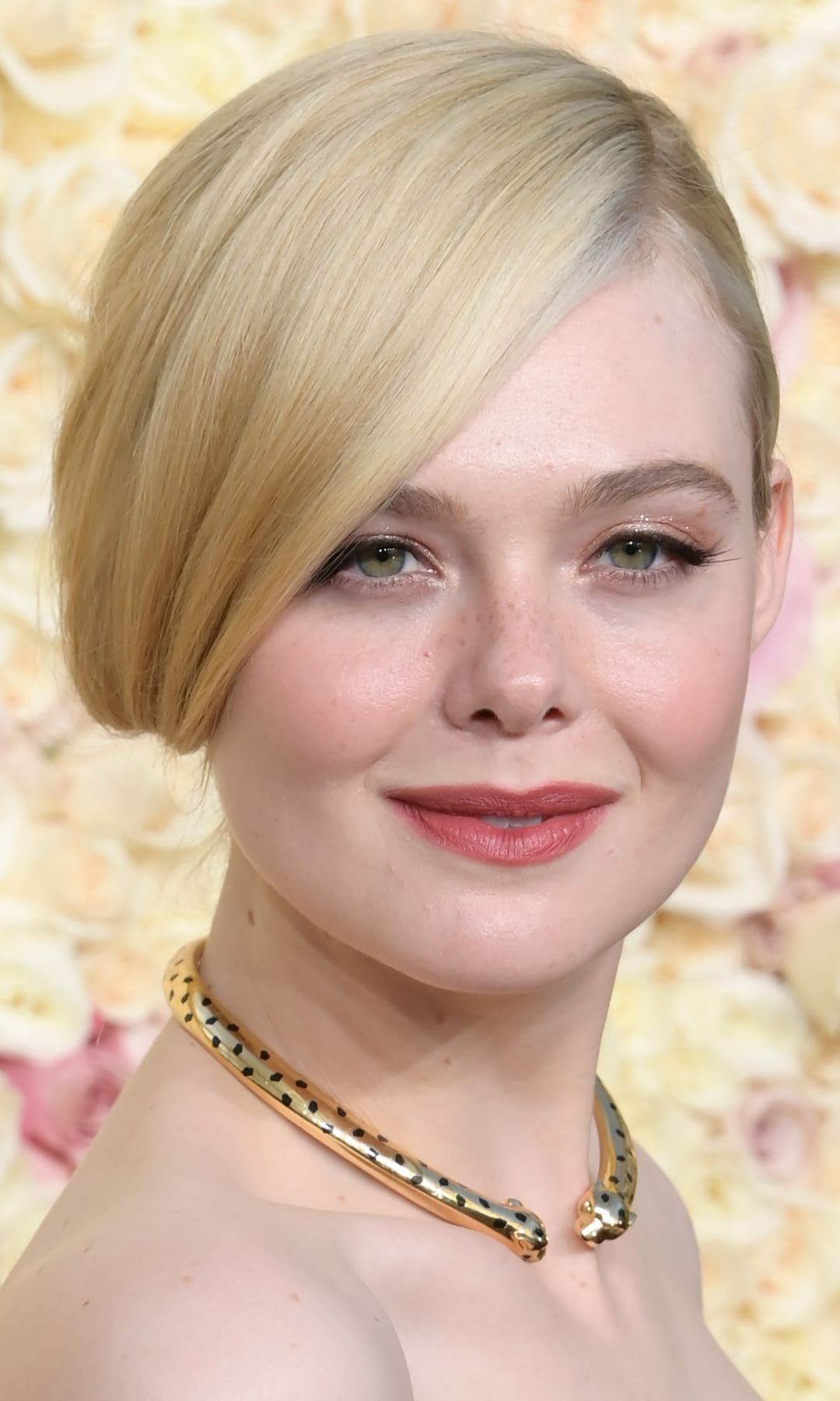 Elle Fanning en los Globos de Oro 2025