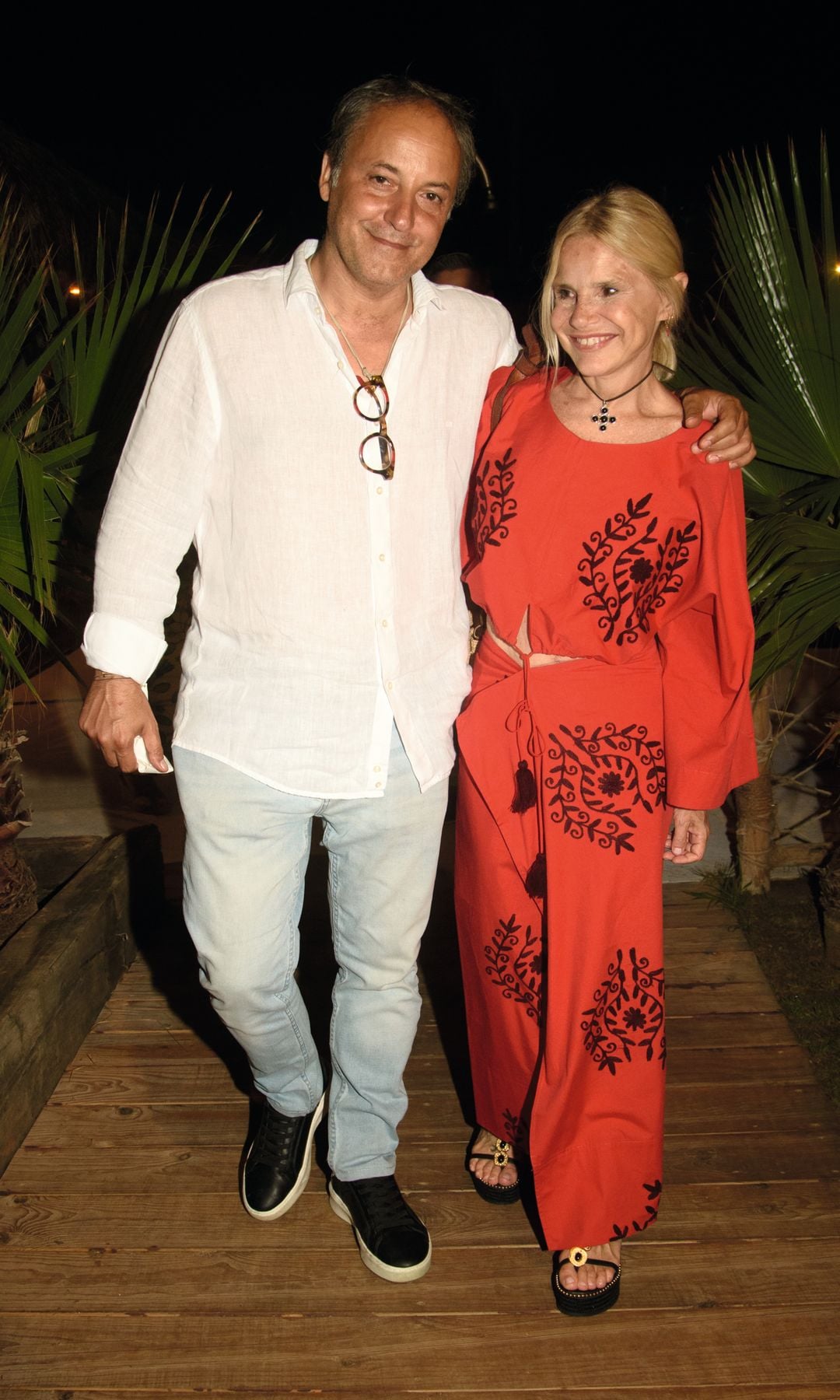 CAYETANO Y EUGENIA MARTÍNEZ DE IRUJO LA IMAGEN DEFINITIVA DE LA RECONCILIACIÓN, A DOS MESES DE SU BODA CON BÁRBARA MIRJAN