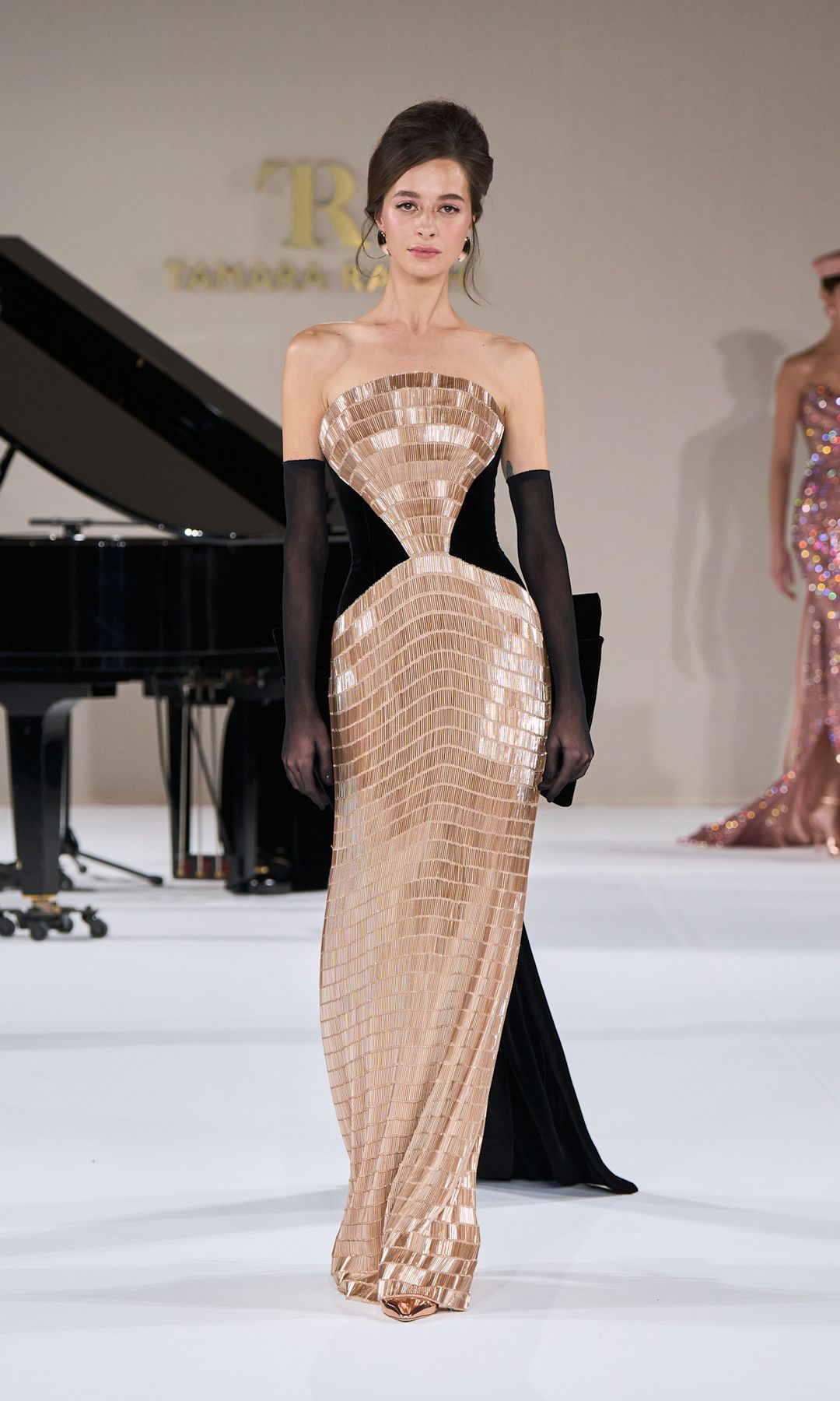 Look Tamara Ralph Haute Couture