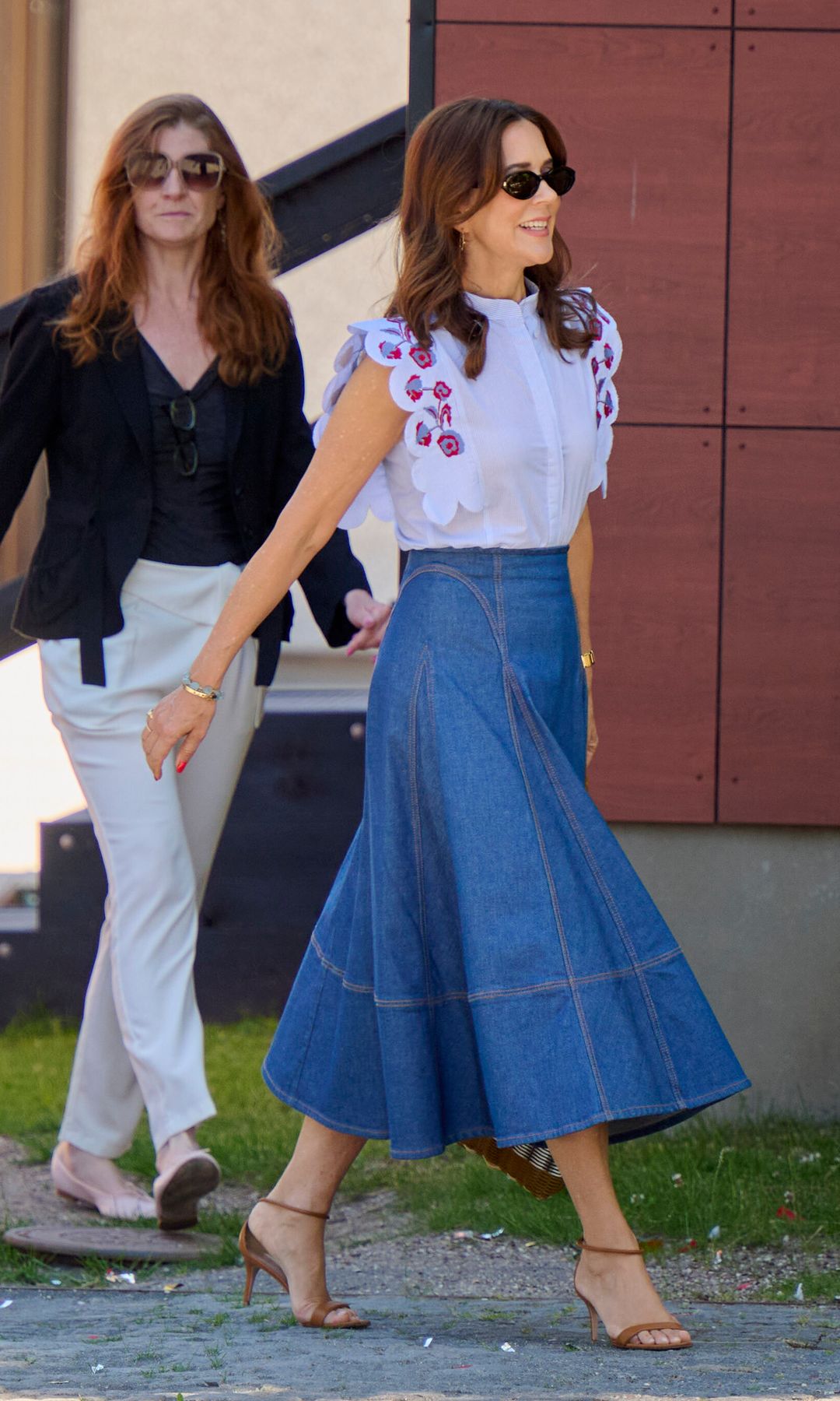 Mary de Dinamarca en la graduación de la princesa Isabel