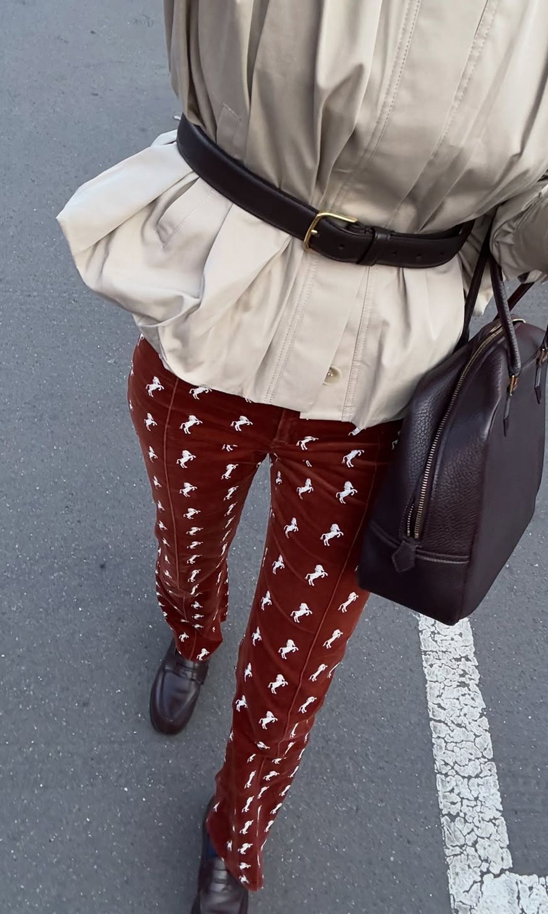 5 looks de María de la Orden con mocasines para ir elegante, cómoda y con mucho estilo este otoño