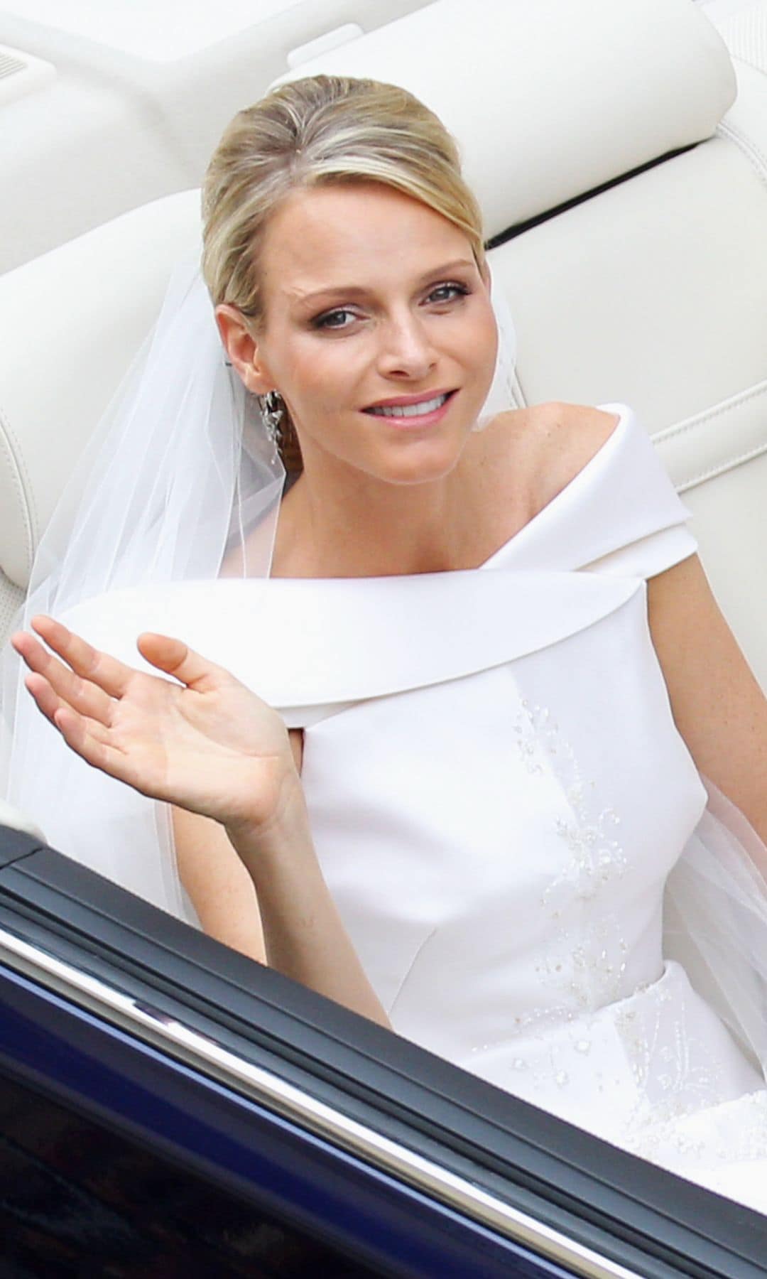 Charlene de Mónaco Giorgio Armani