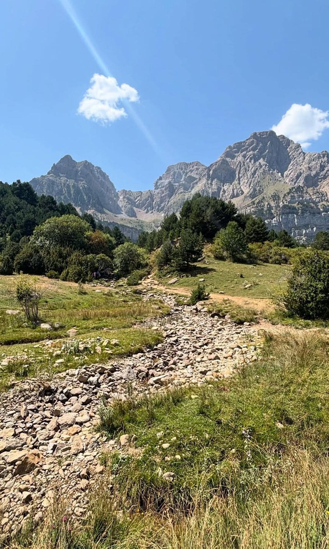 Ruta al ibón de Piedrafita, Pirineo de Huesca, Aragón