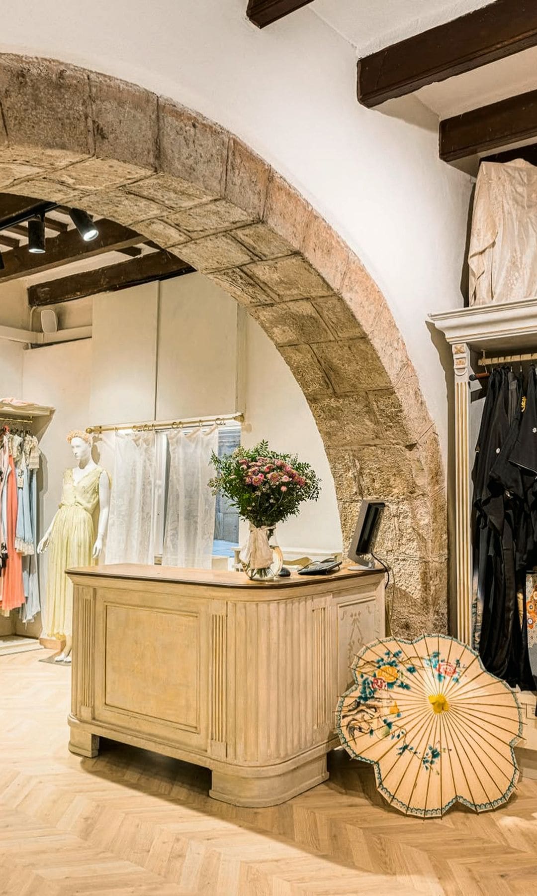 Tienda de moda vintage L'Arca Barcelona 
