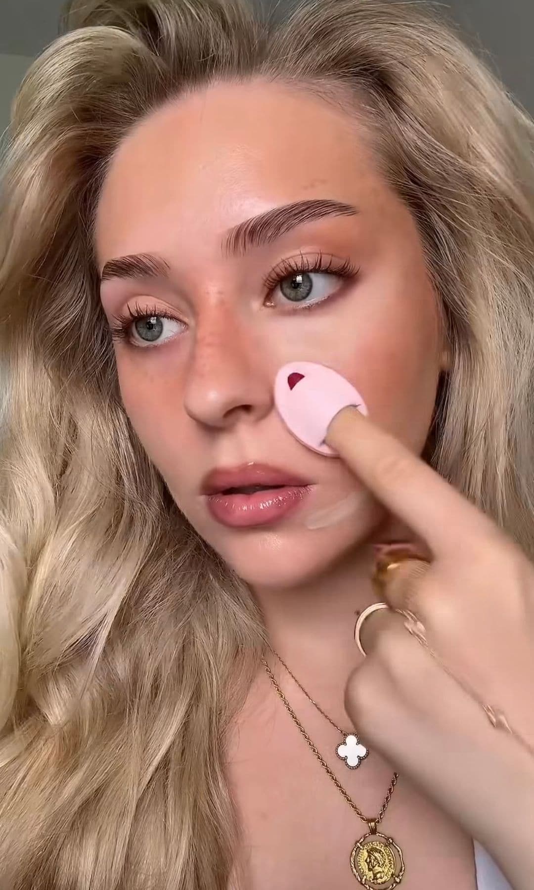 Mujer corrector