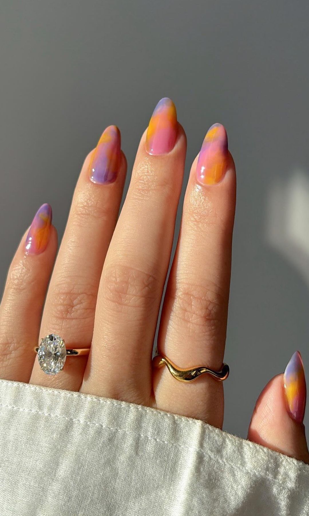 Manicura multicolor con efecto difuminado 