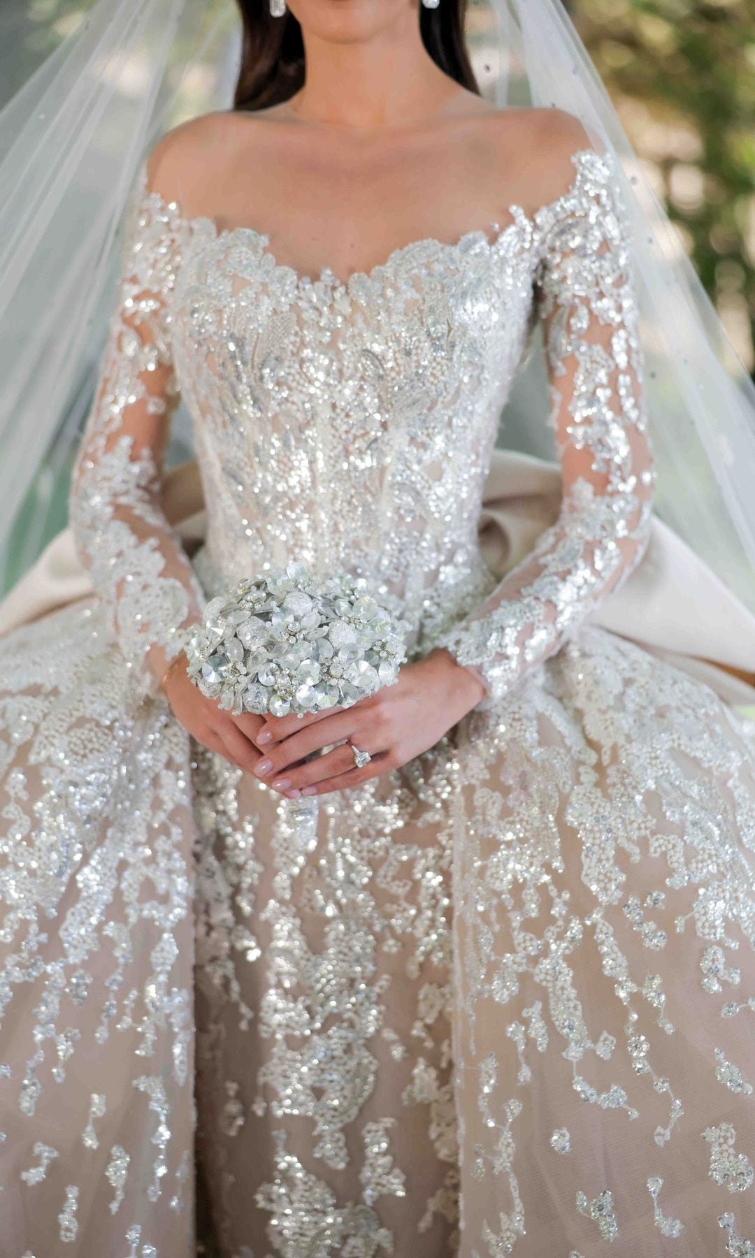 detalle vestido de novia de Zein Qutami