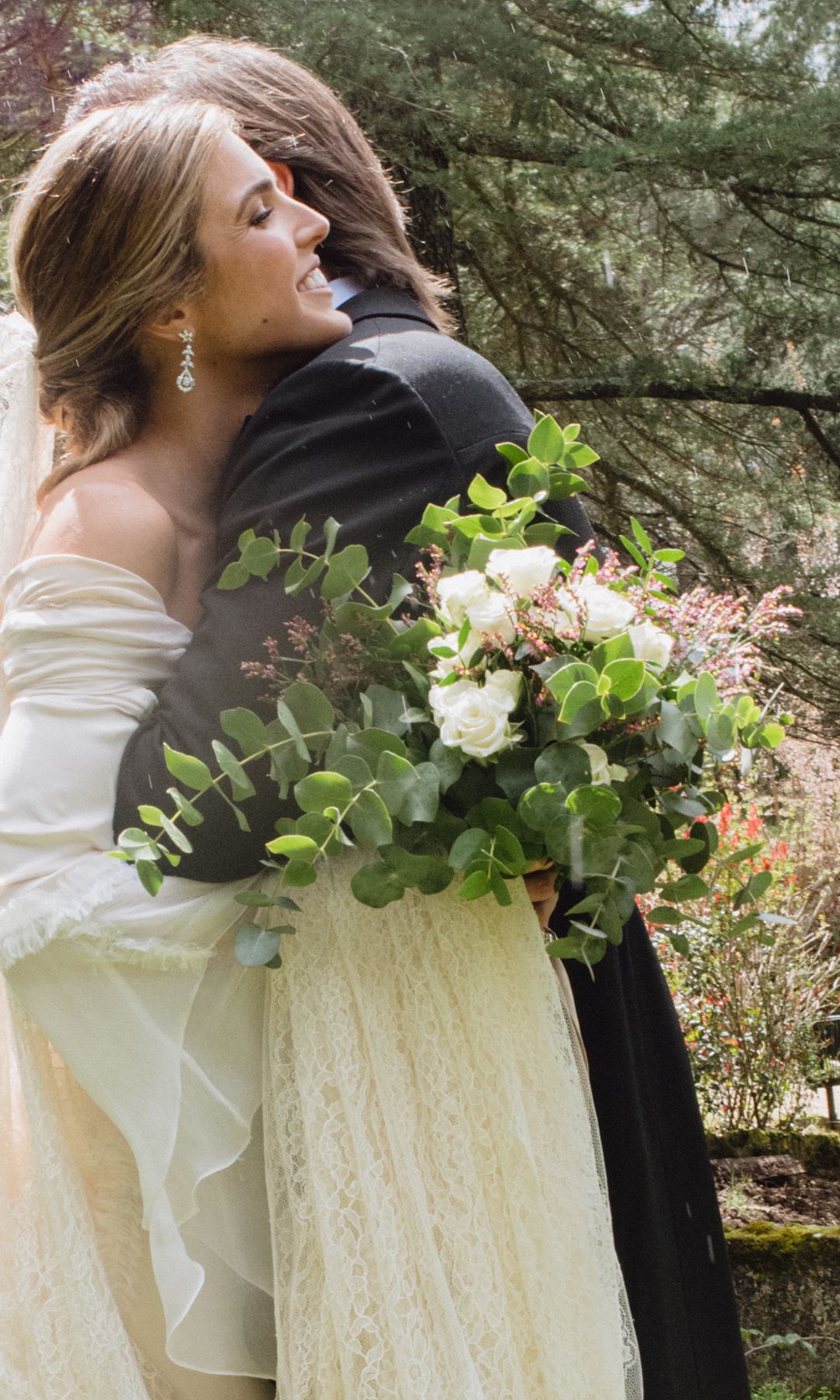 Novia con vestido de Matelier, boda en Madrid