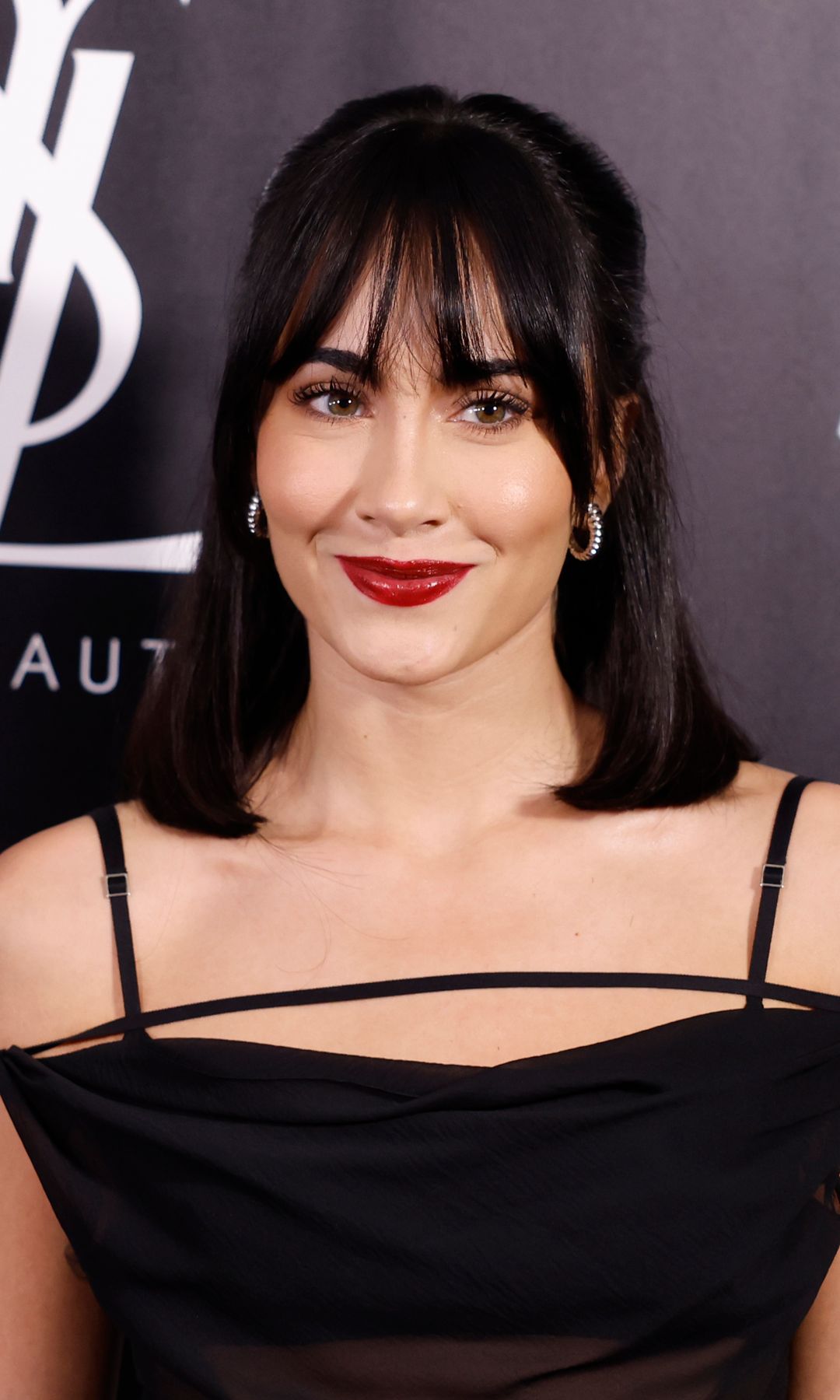 Aitana Ocaña en el photocall del evento de Yves Saint Laurent en Madrid, 2022