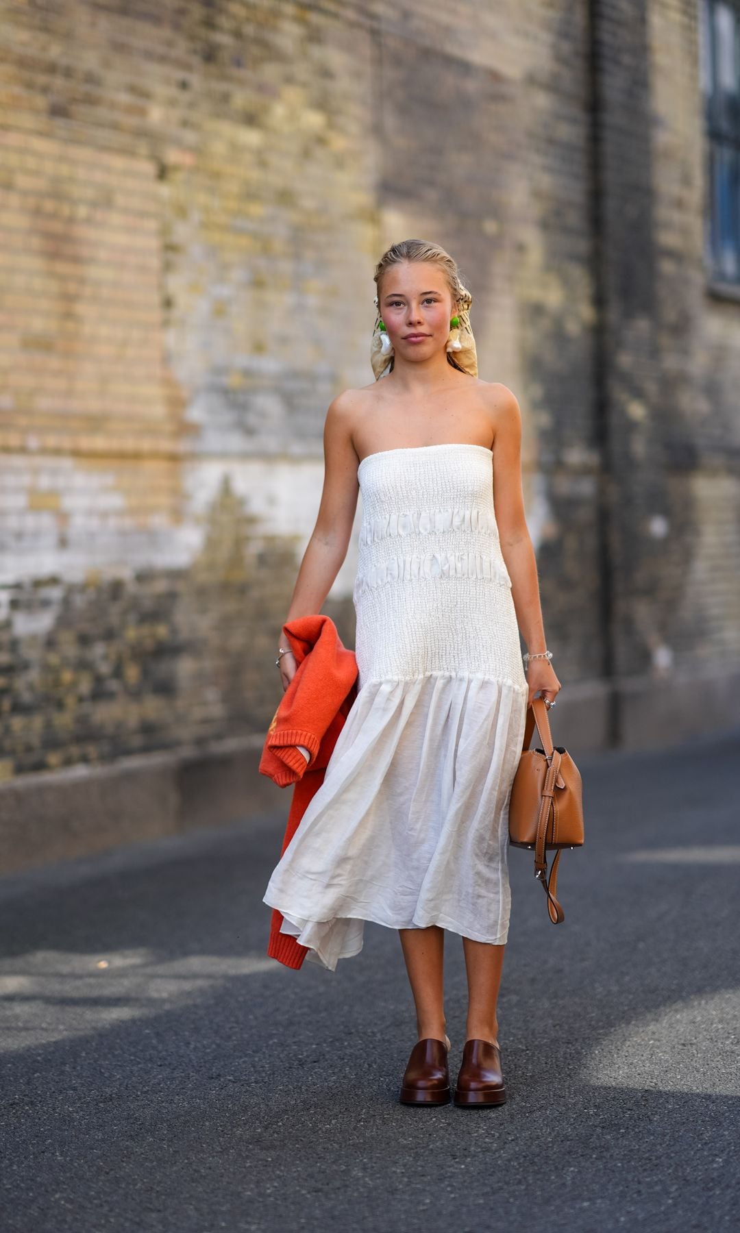 El waist down dress favorito de Lady Di esta de regreso HOLA