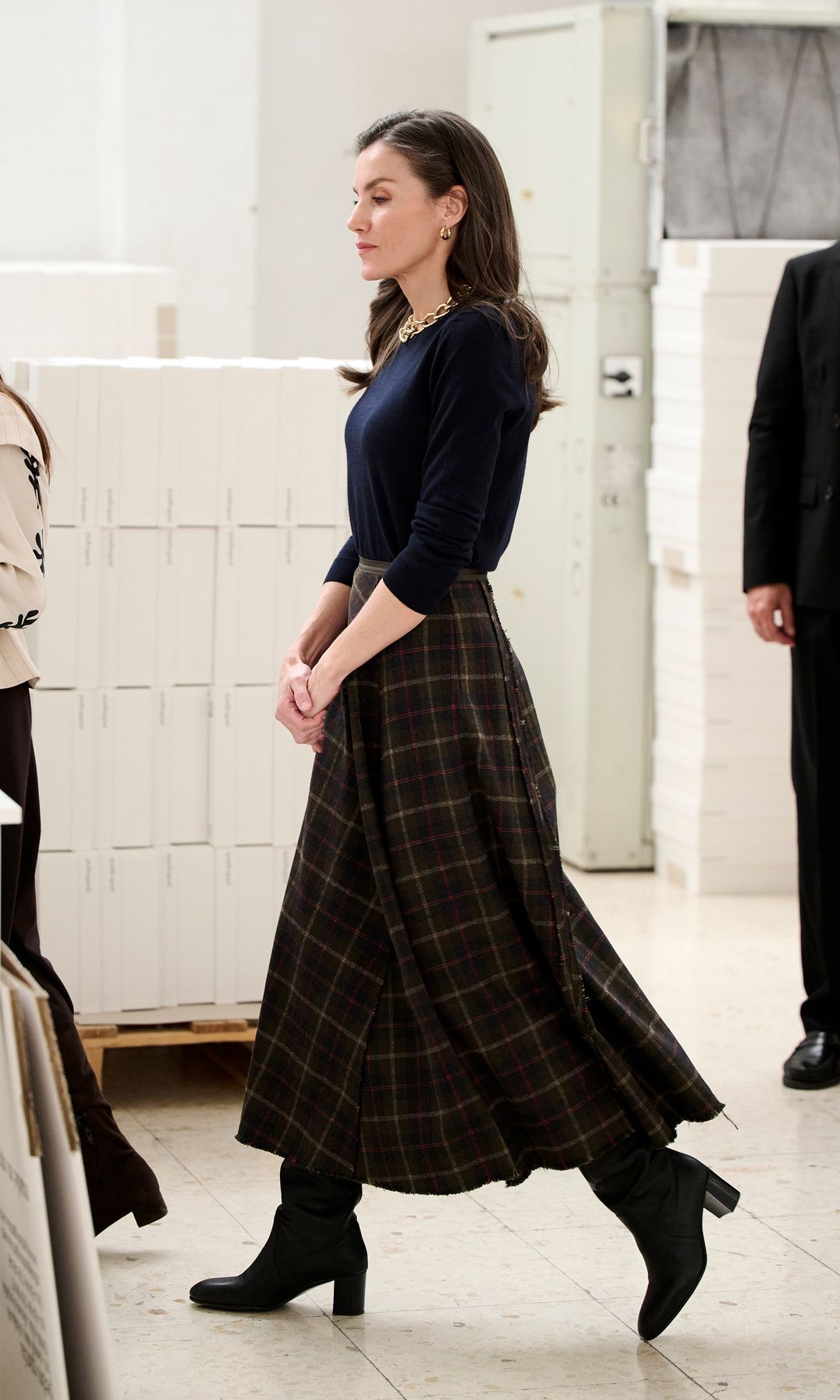 Letizia en la fábrica de calzado de Pedro García.