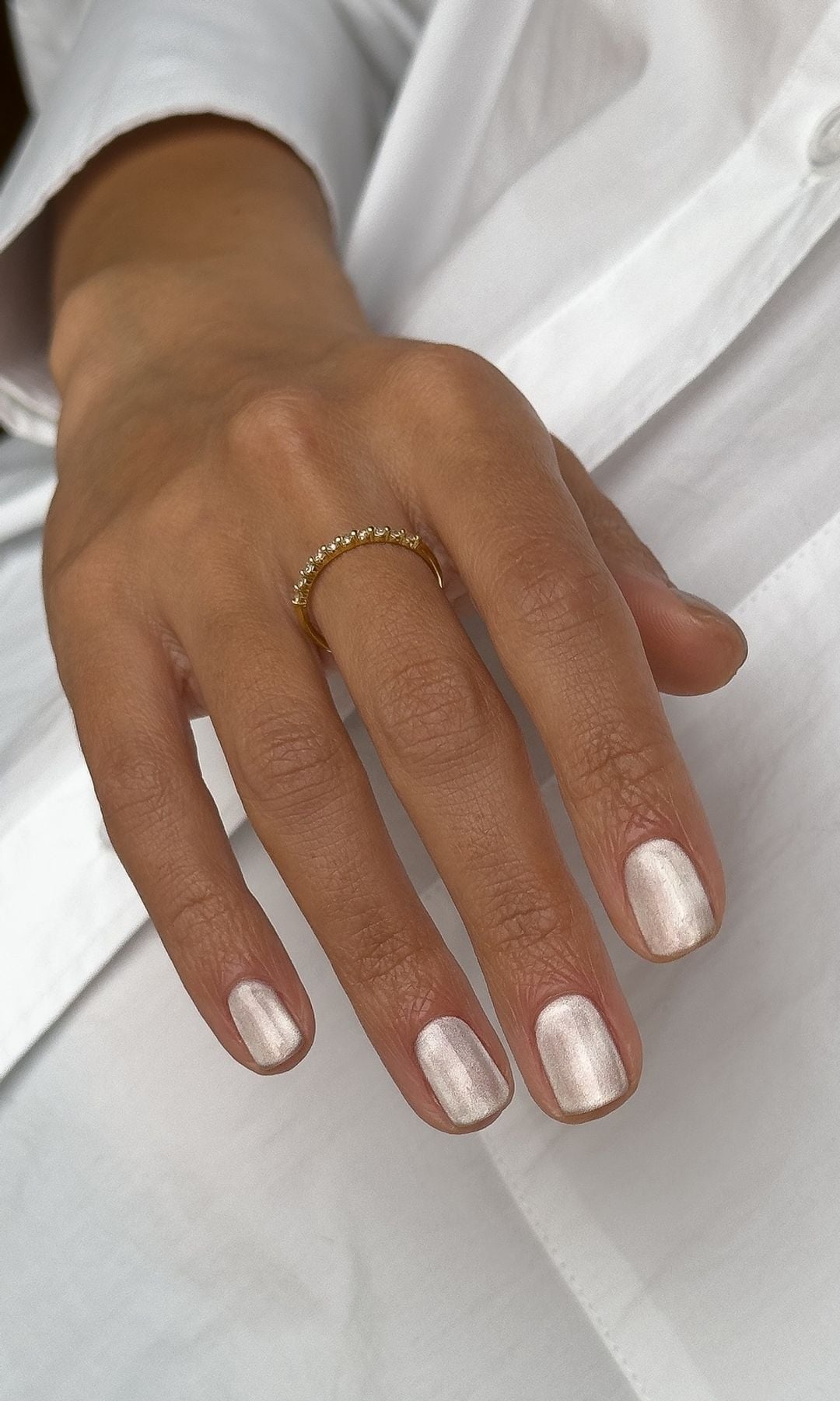 Manicura efecto perlado 