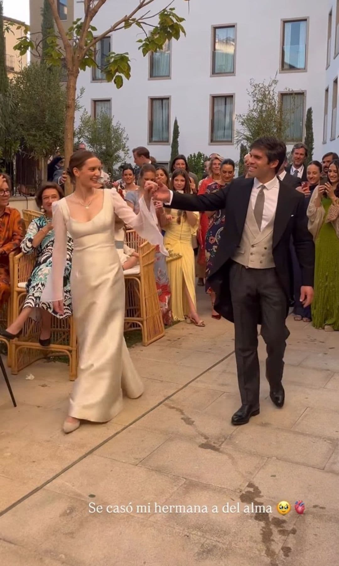 El vestido de novia de Micaela Belmont era desmontable: se desvela el segundo look que llevó en su boda con Fernando Palazuelo