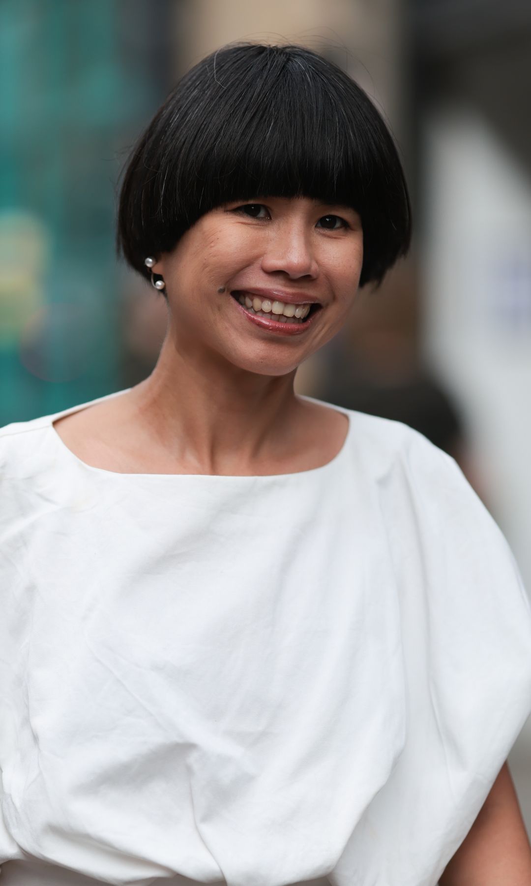  Corte de cabello corto de mujer