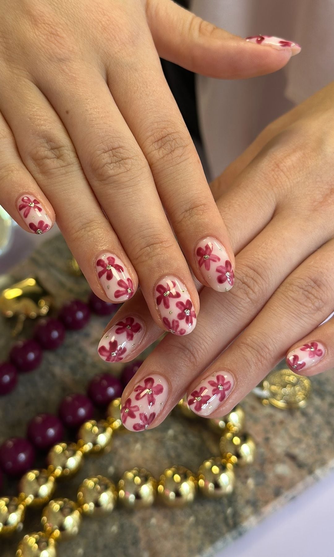Manicura con flores